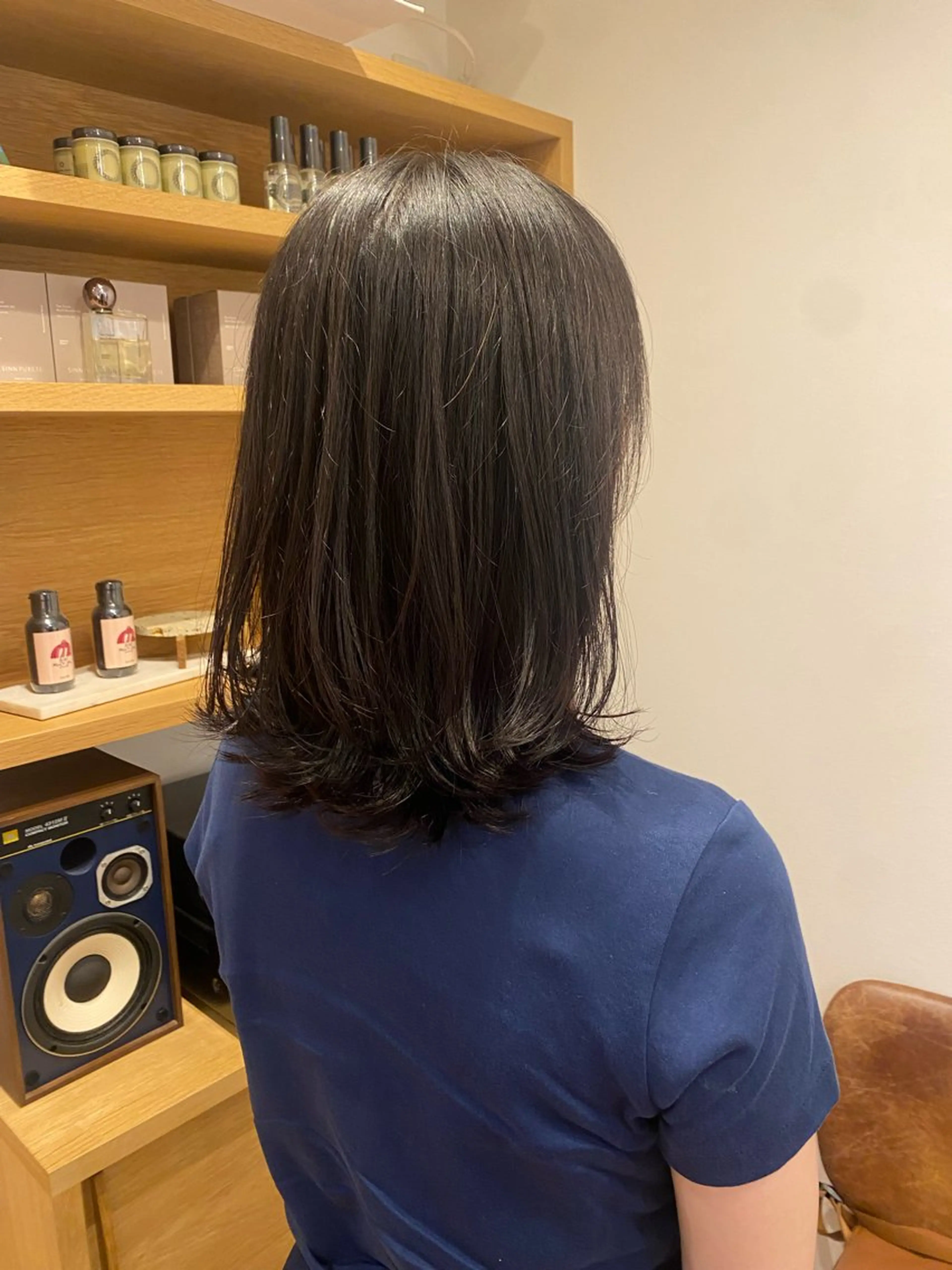 ミディアム くびれヘア レイヤーカット 伊藤 優花のヘアスタイル