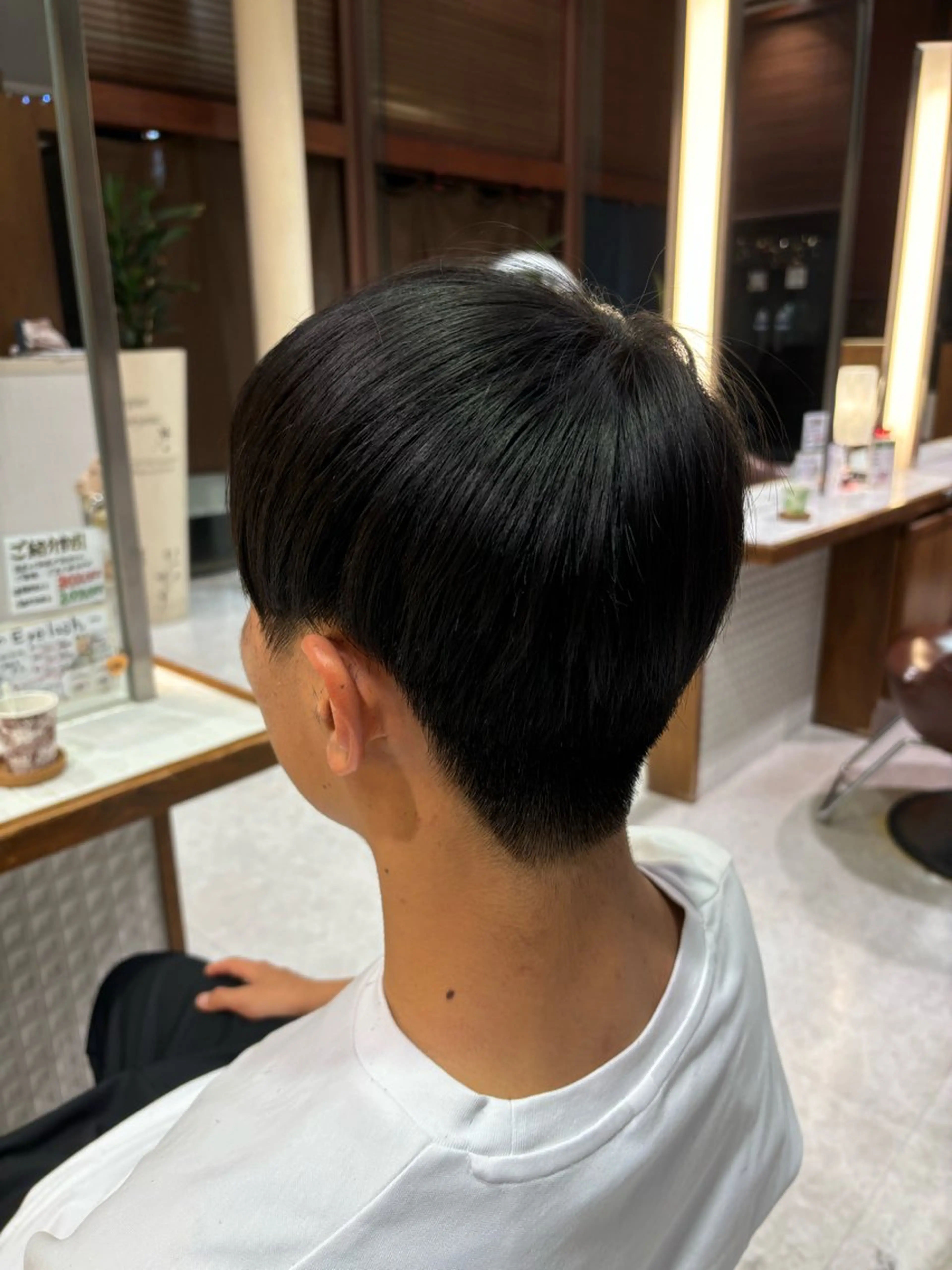 メンズ マッシュ 刈り上げ ☾·̩͙⋆ しおり🫧 ͛.*のヘアスタイル