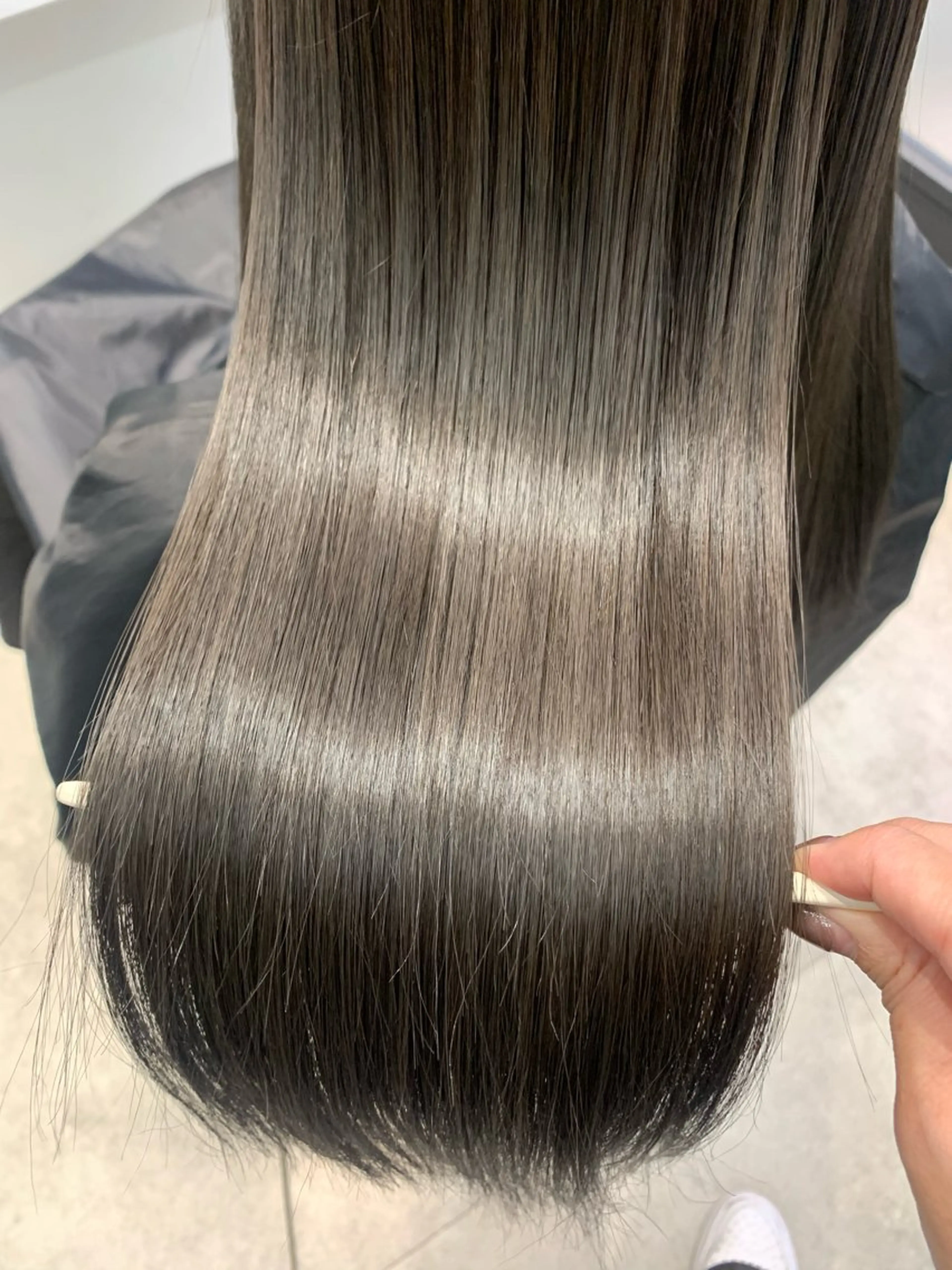 セミロング 髪質改善 トリートメント 酸熱トリートメント ヘアカラー トリートメント 髪質改善/縮毛矯正 🎀小林 唯 🎀のヘアスタイル