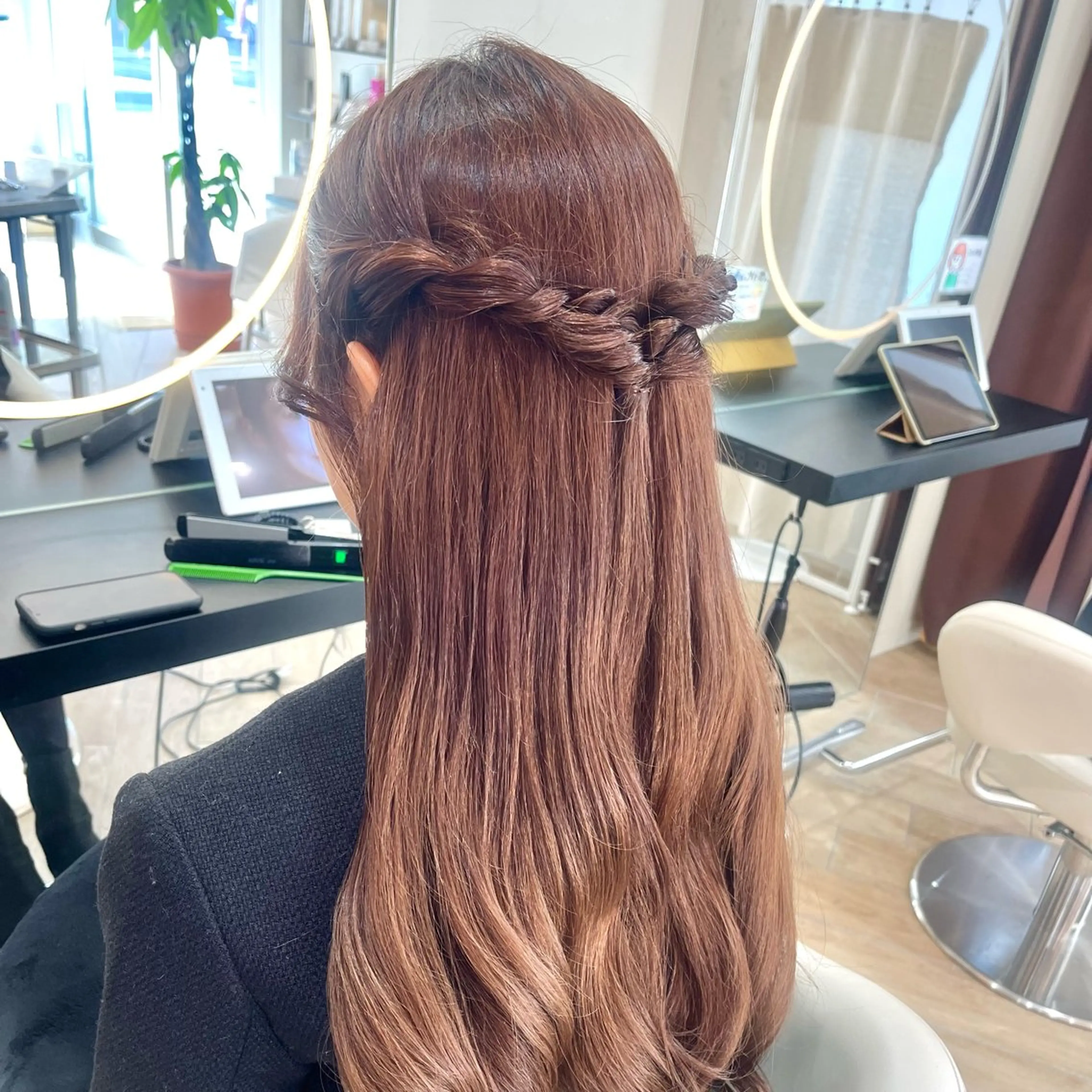 ロング ヘアアレンジ ヘアセット 透明感カラー🫧/ アレンジ/ayanoのヘアスタイル