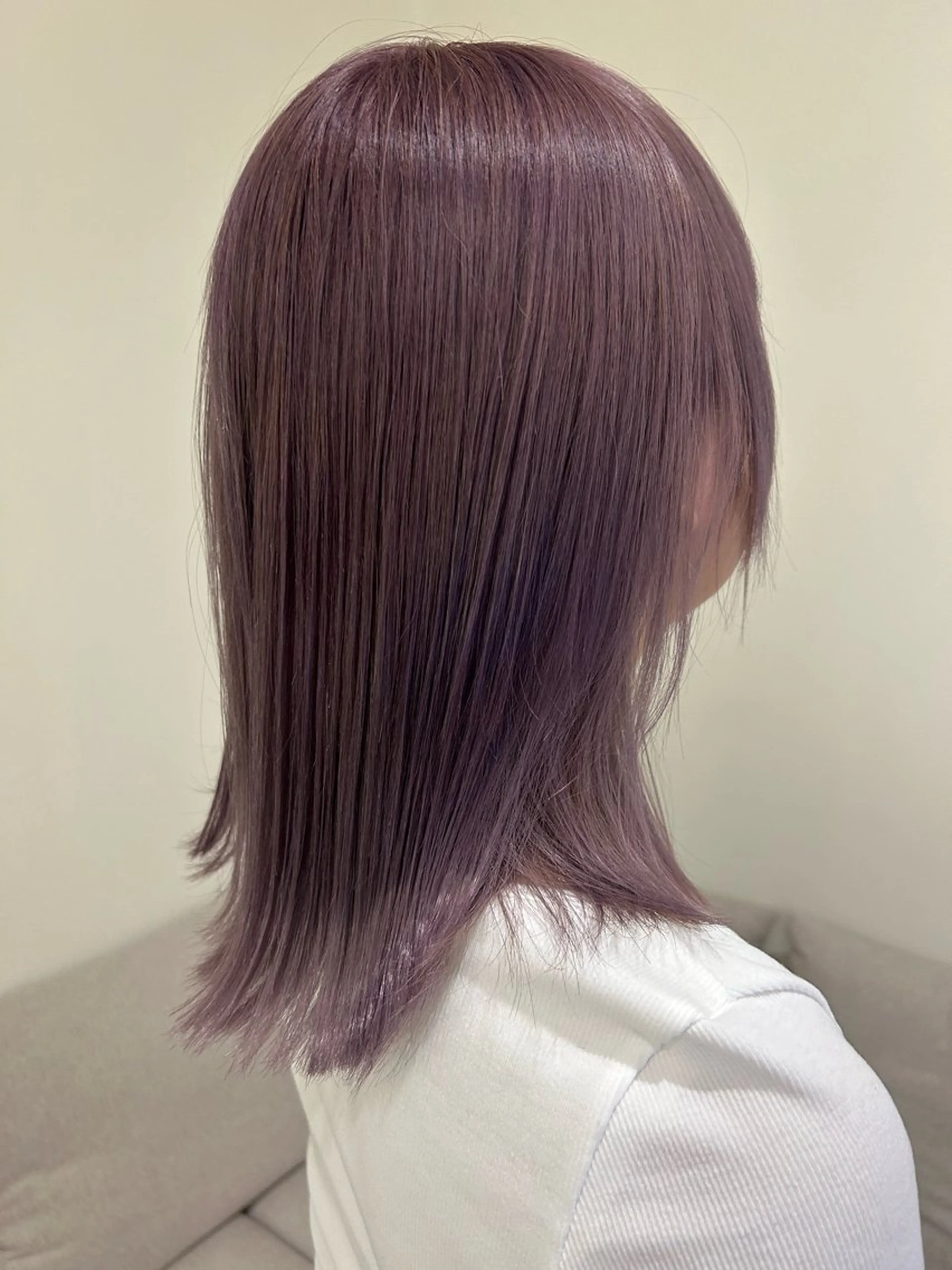 カラー 💛🤍U too e’s 鎌倉🧸のヘアスタイル