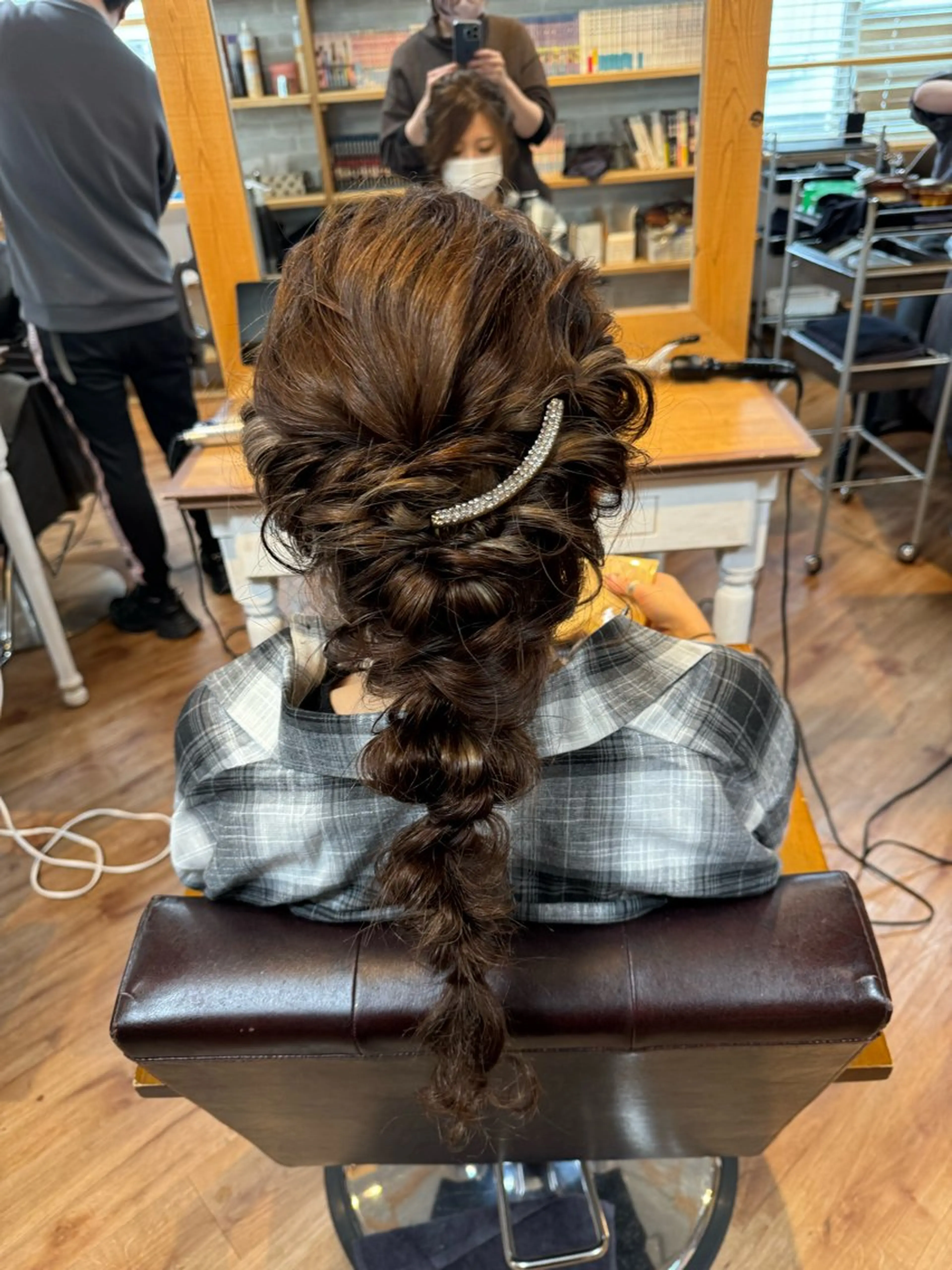 ロング ヘアアレンジ Topstylist YUKIのヘアスタイル