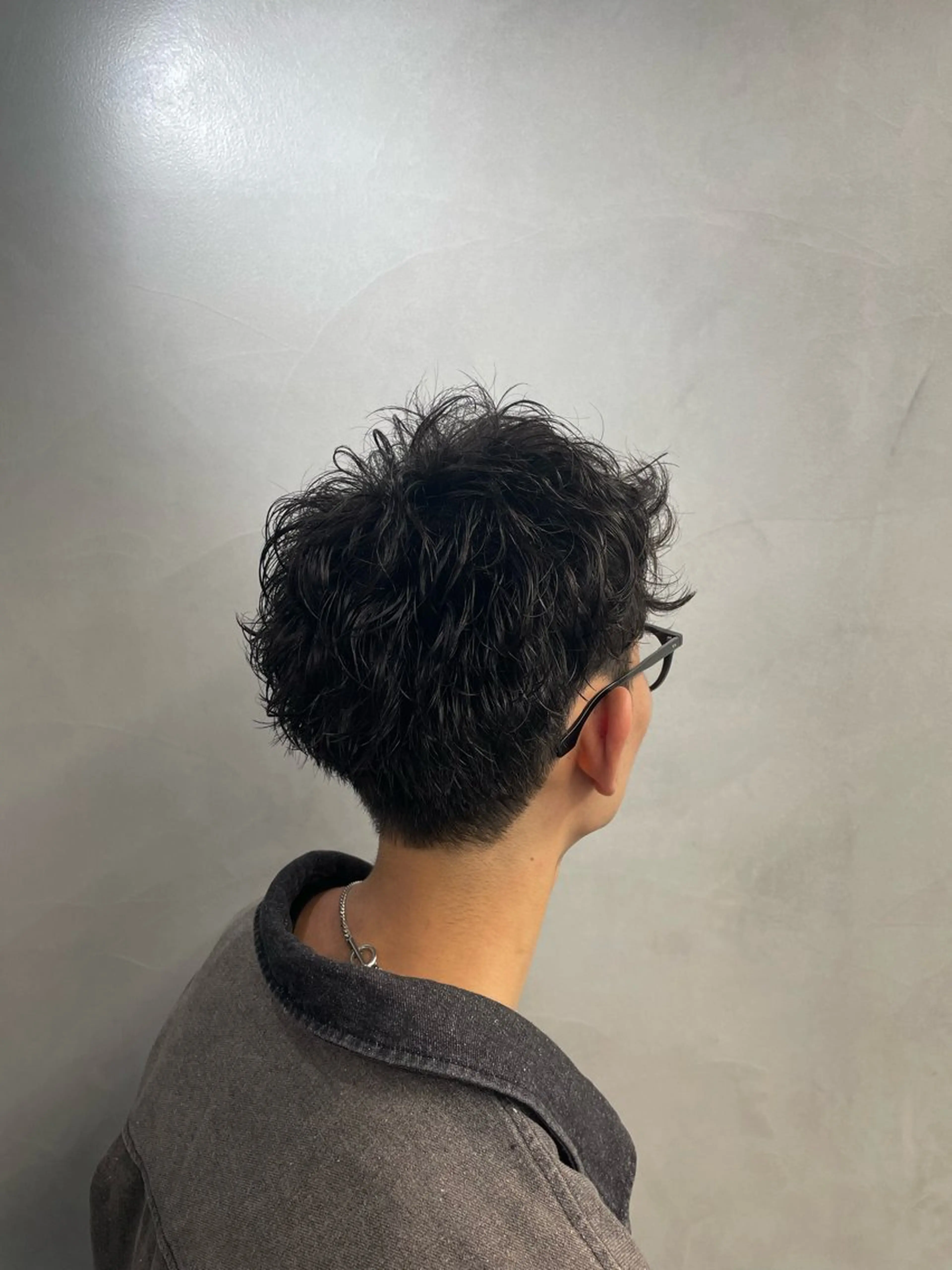 ショート パーマ ヘアアレンジ メンズ カット パーマ fifth 石川 凪のヘアスタイル