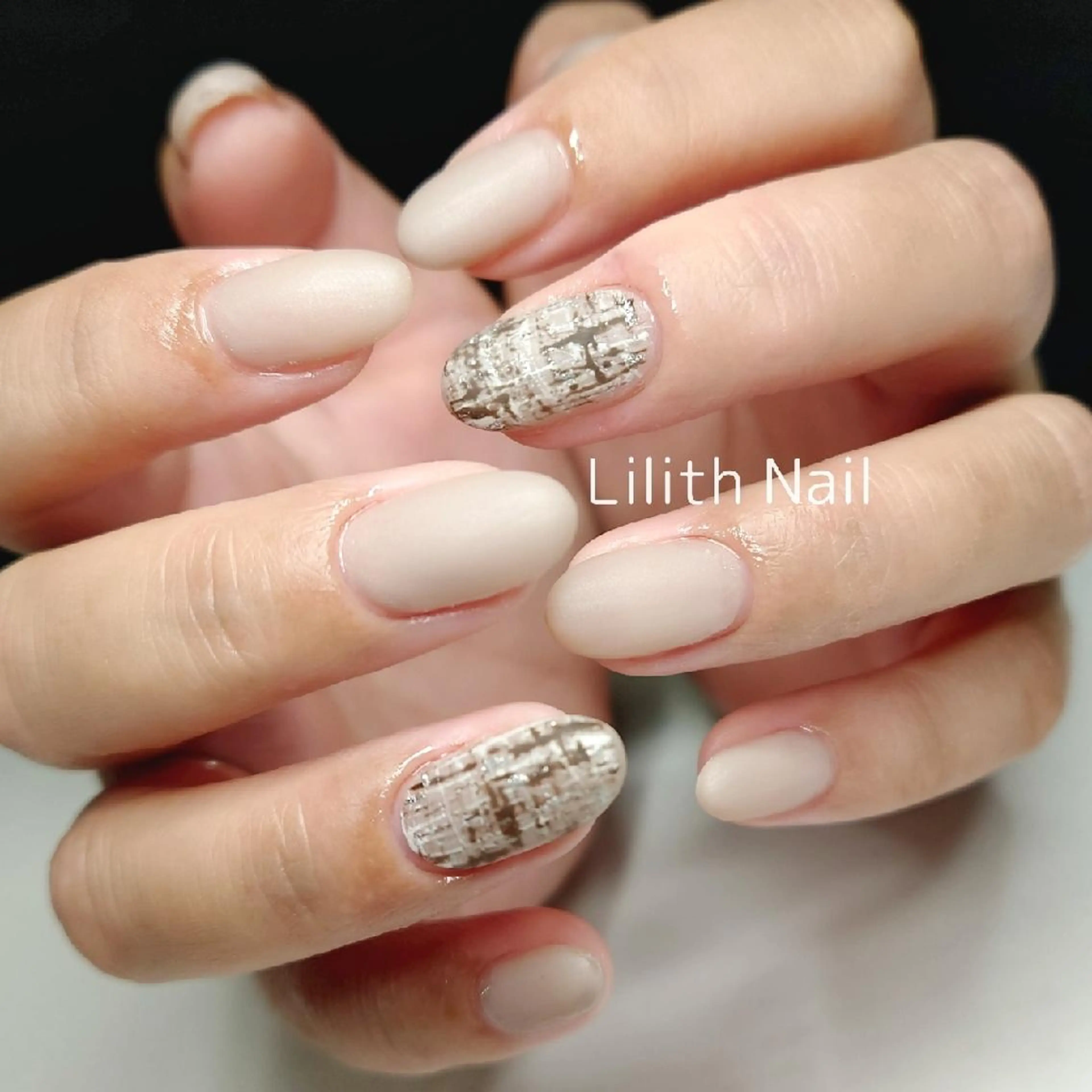 ネイル ツイードネイル ハンドネイル Lilith Nailのネイルデザイン