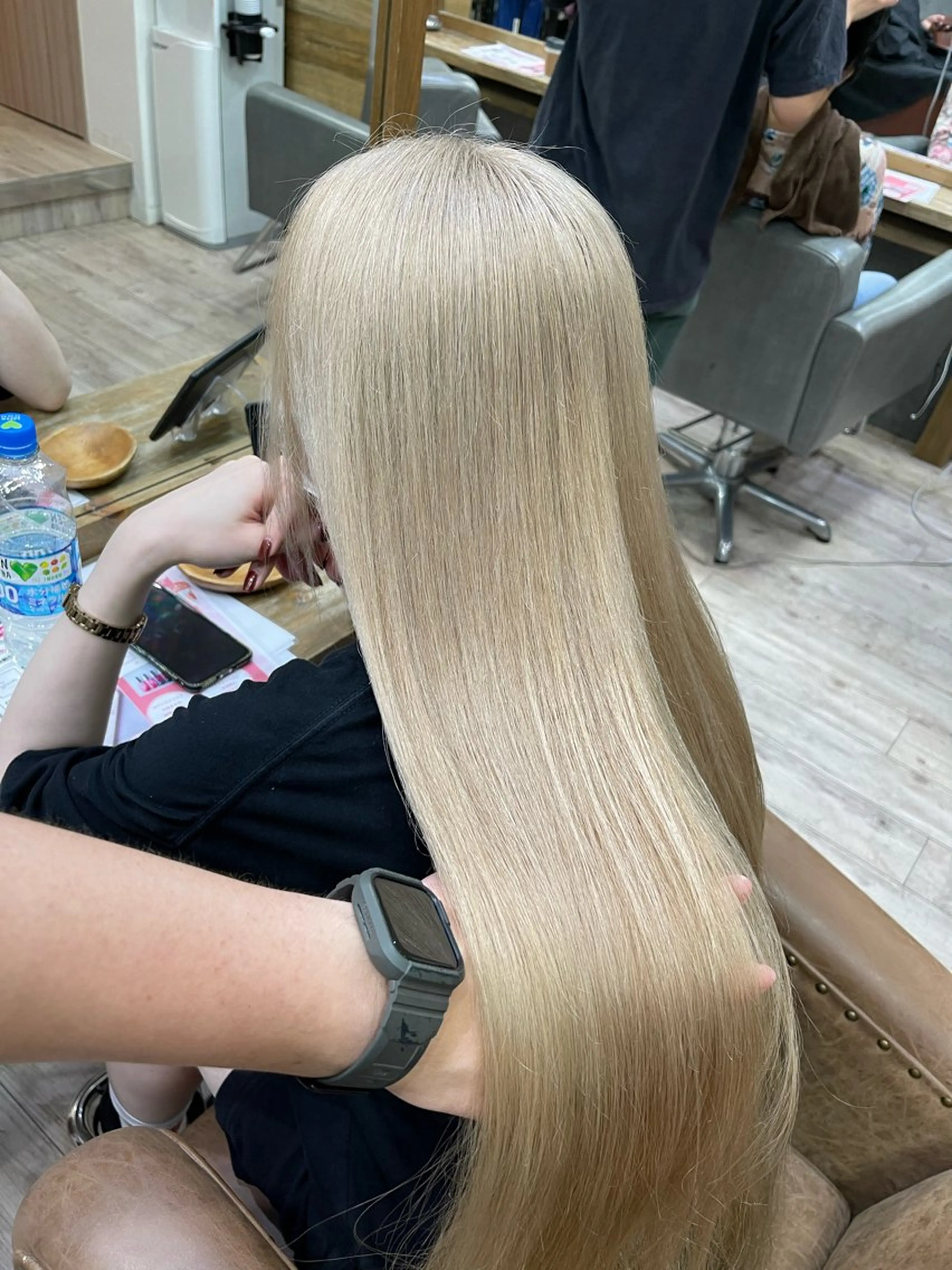 カット＋髪質改善トリートメント(現金支払いのみ)の写真