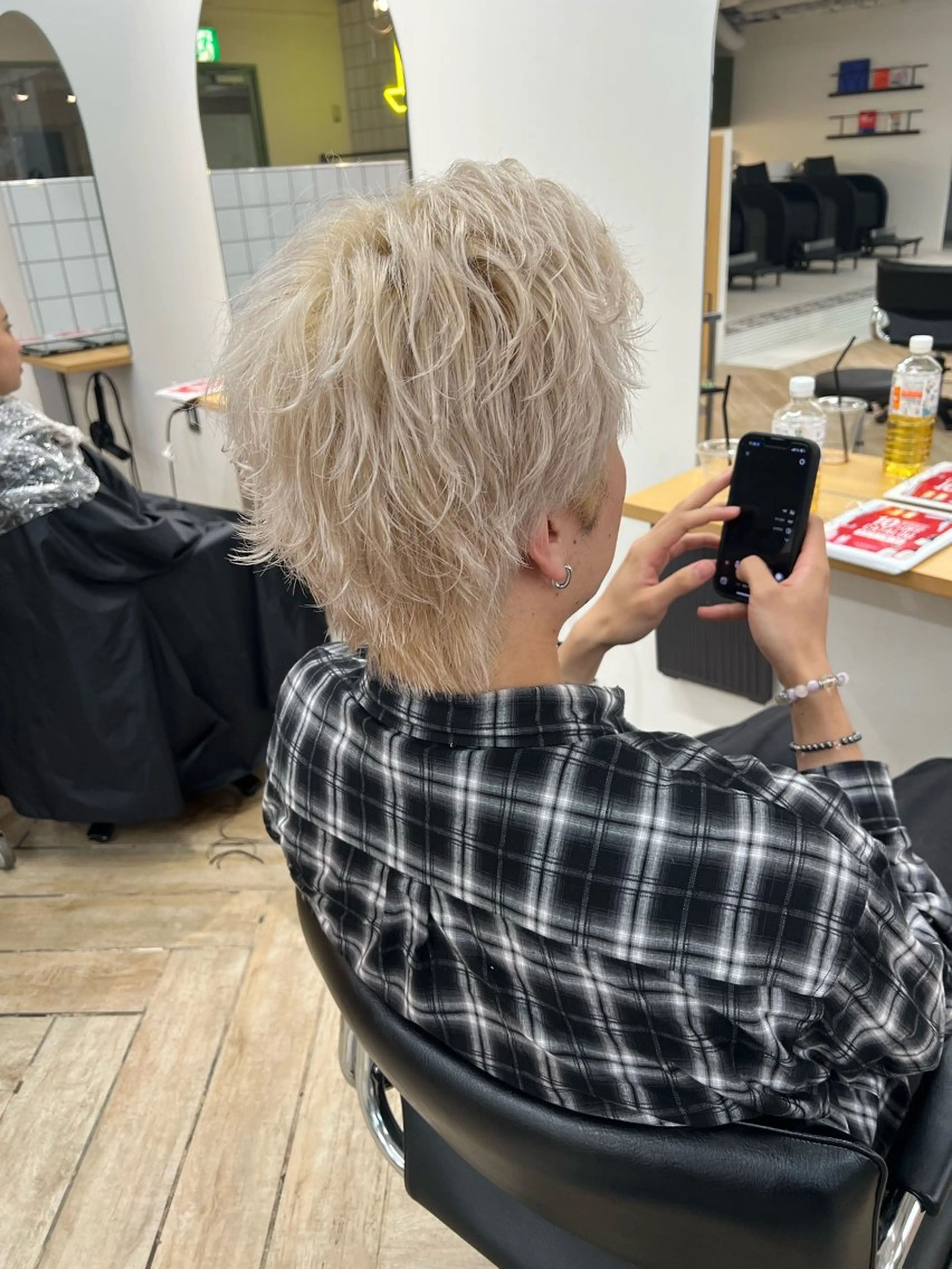 カラー メンズ ヘアカラー トリートメント ベージュ/髪質改善 新潟/万代/井上佑のヘアスタイル