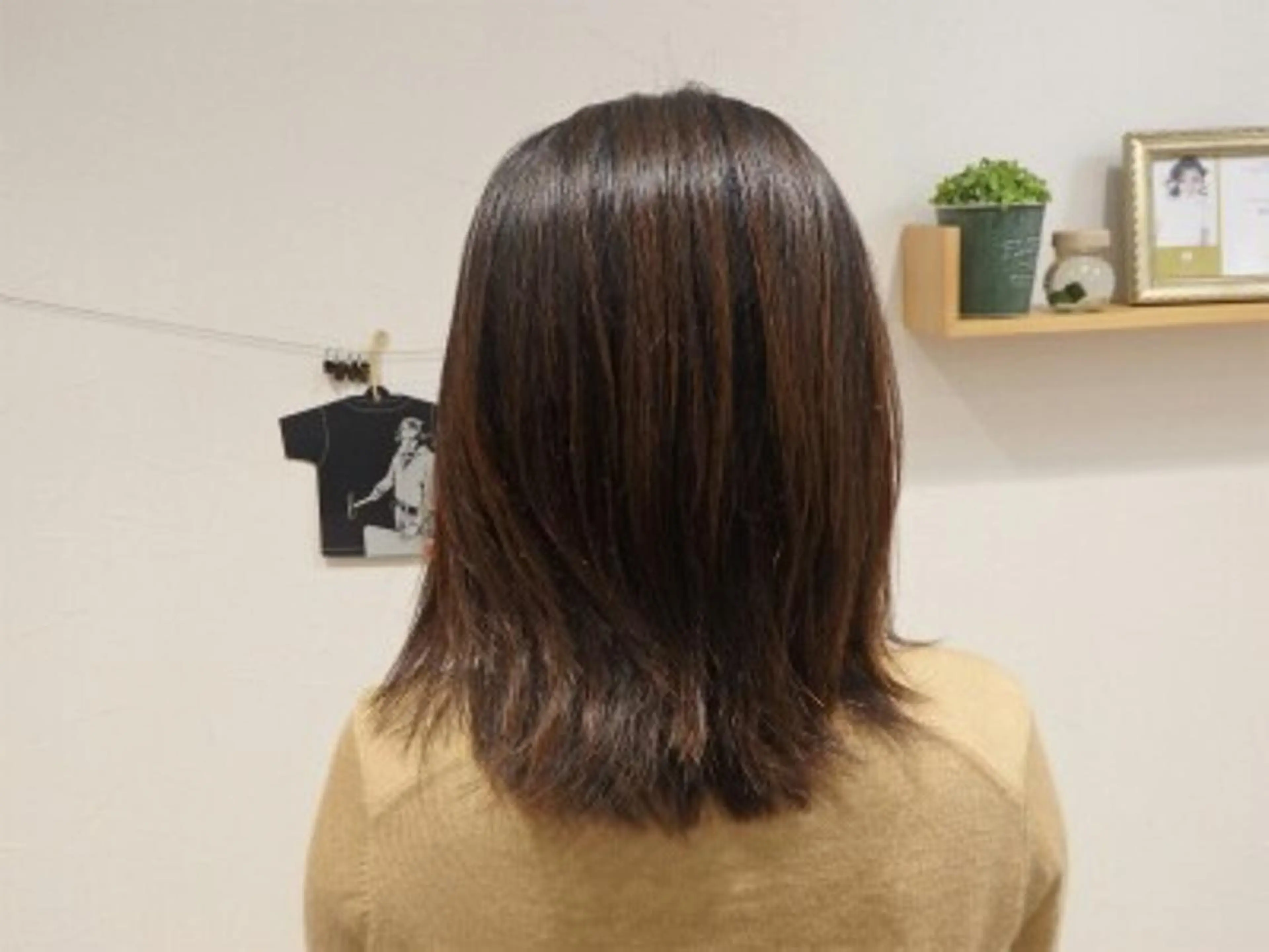 ミディアム 小顔カット 北福 友晴のヘアスタイル