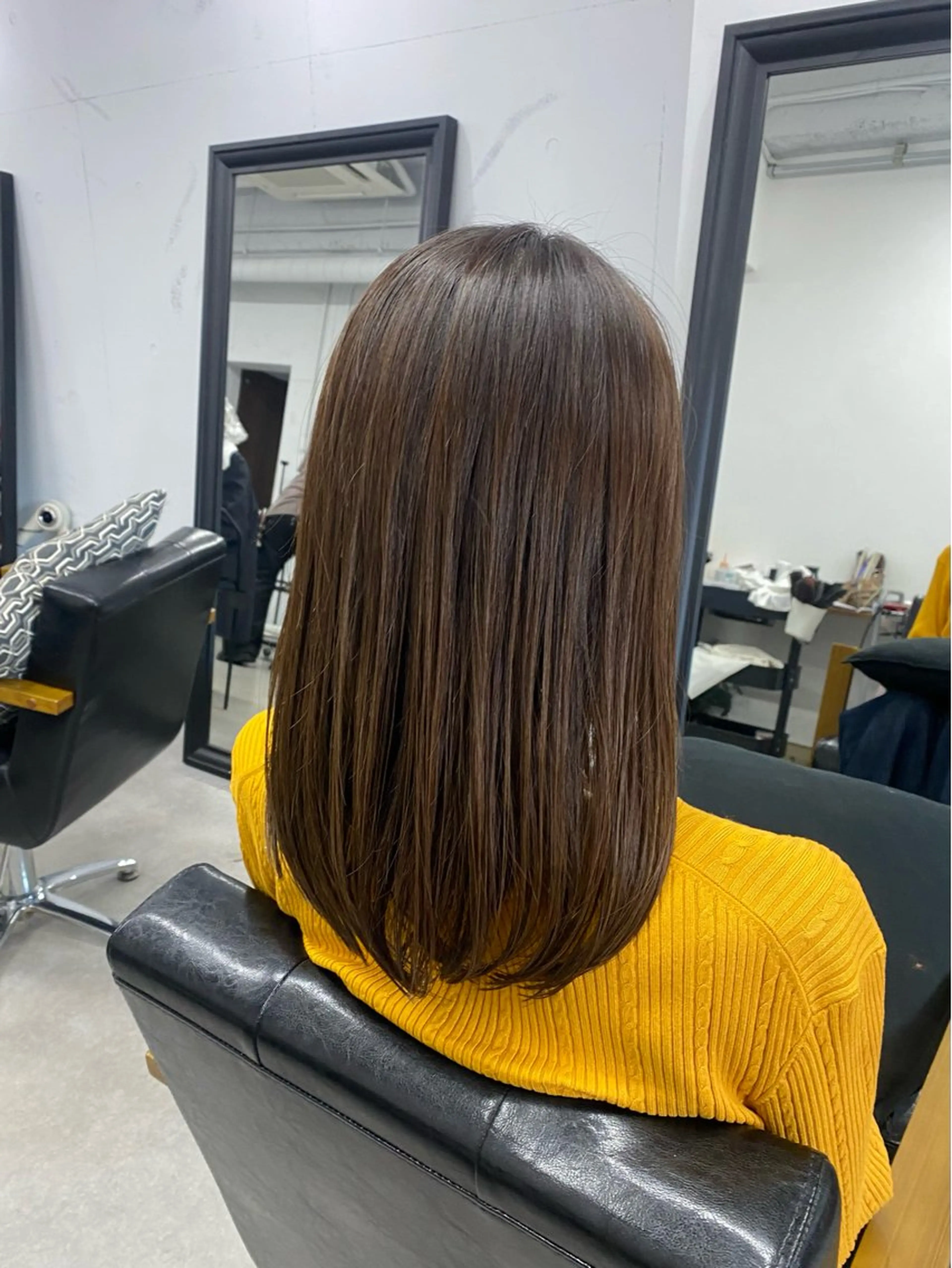 ミディアム 太田 すず香のヘアスタイル