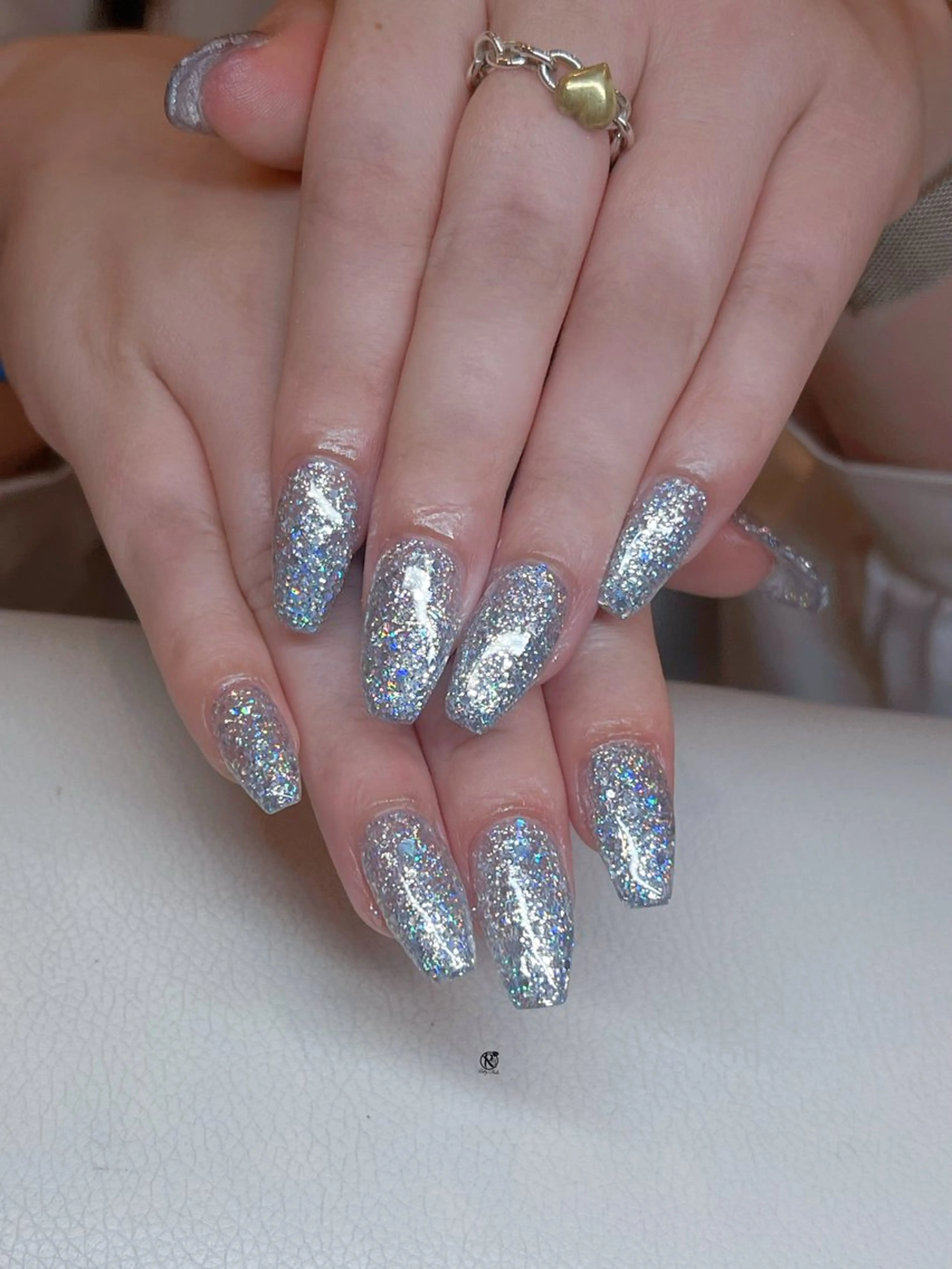 ネイル ボルドー ブラウン チークネイル ドット フットネイル ハンドネイル チェリネイルサロン 霞ヶ関のネイルデザイン