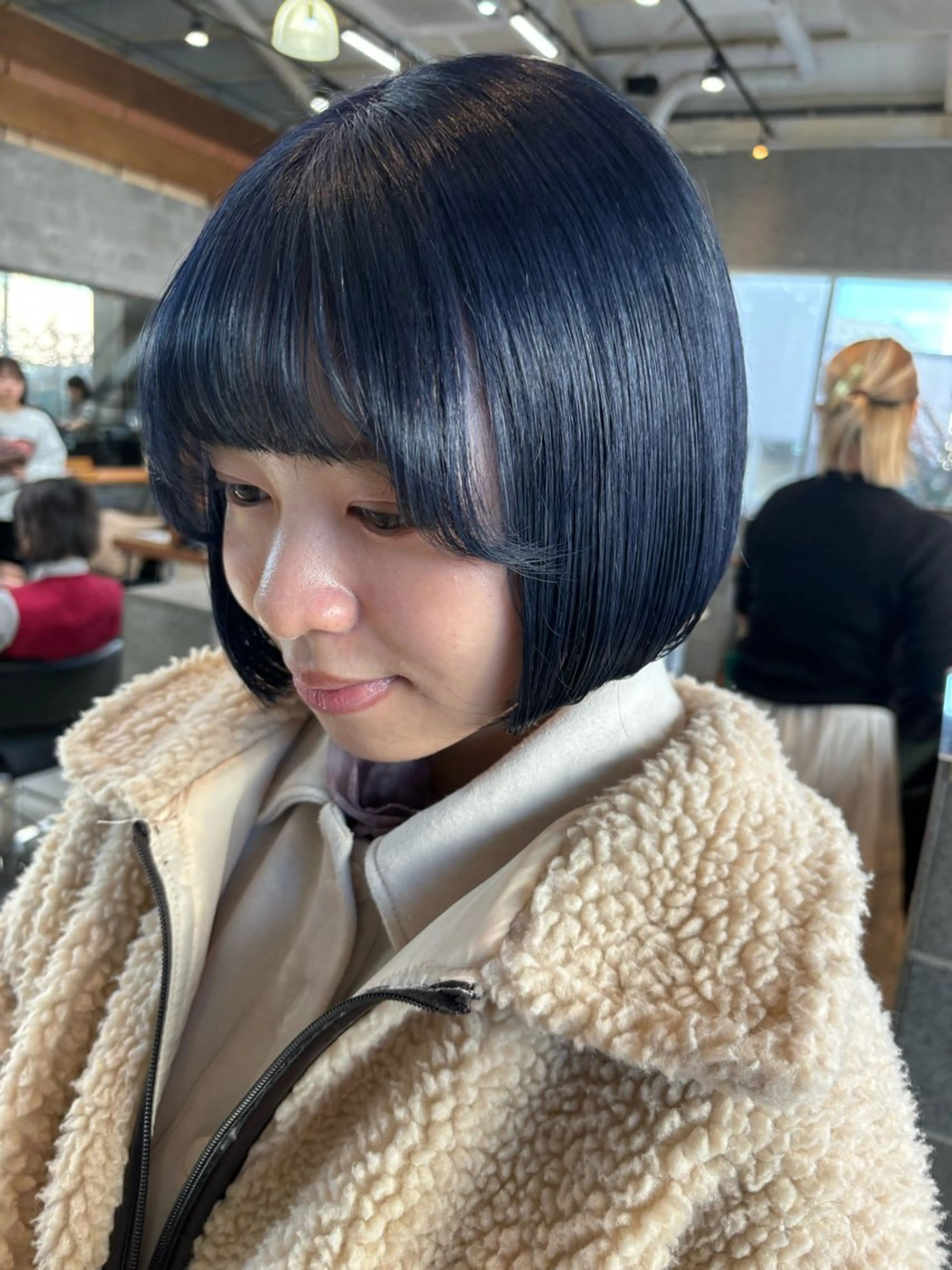 ショート カラー ヘアアレンジ ネイビーカラー ボブ ヘアカラー トリートメント ヘッドスパ ヘアセット 押切 響　のヘアスタイル