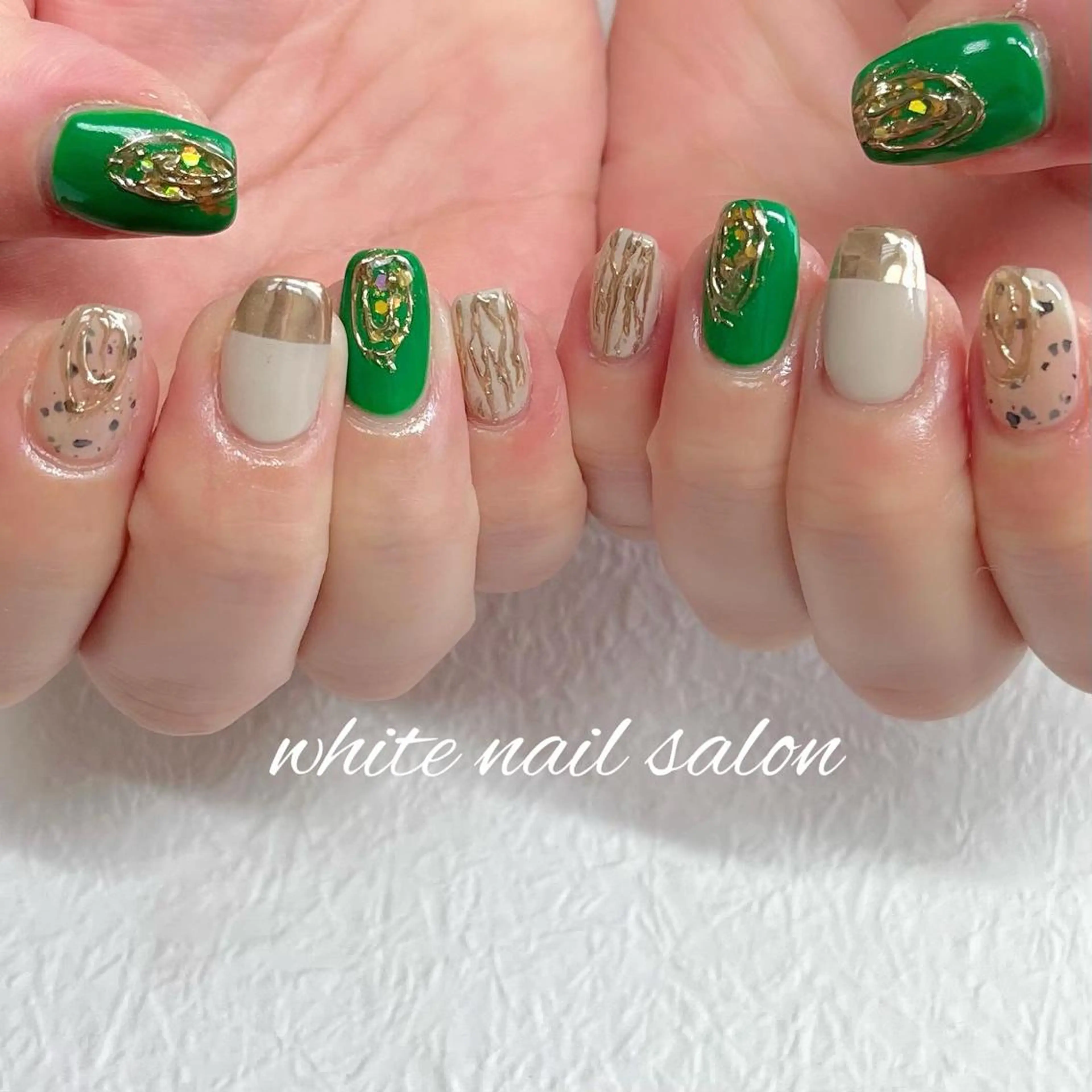 ネイル フットネイル ジェルネイル ハードジェル ラメ(グリッター) 持ち込み ハンドネイル white nail salonのネイルデザイン