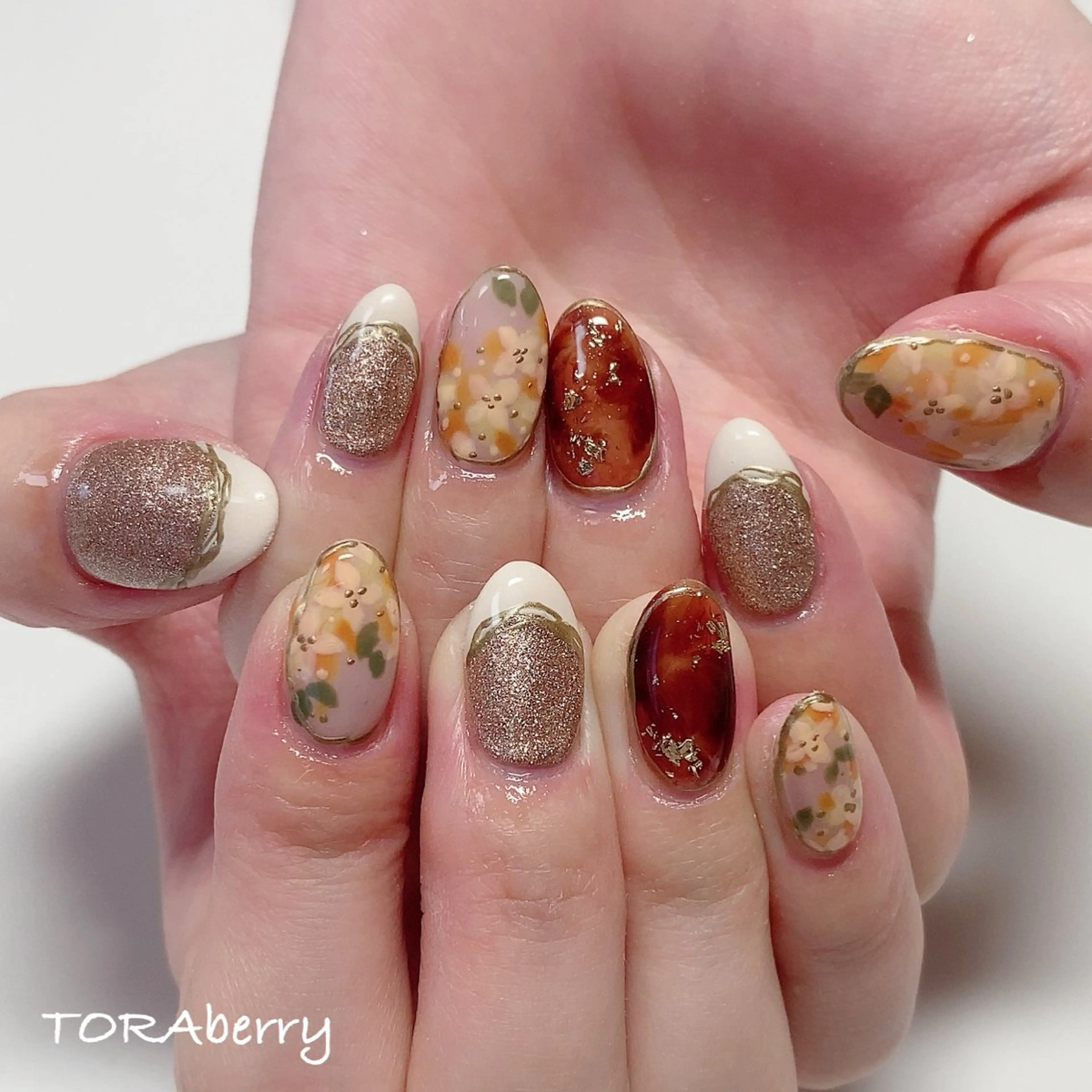 ネイル ハンドネイル ネイリスト なつみのネイルデザイン