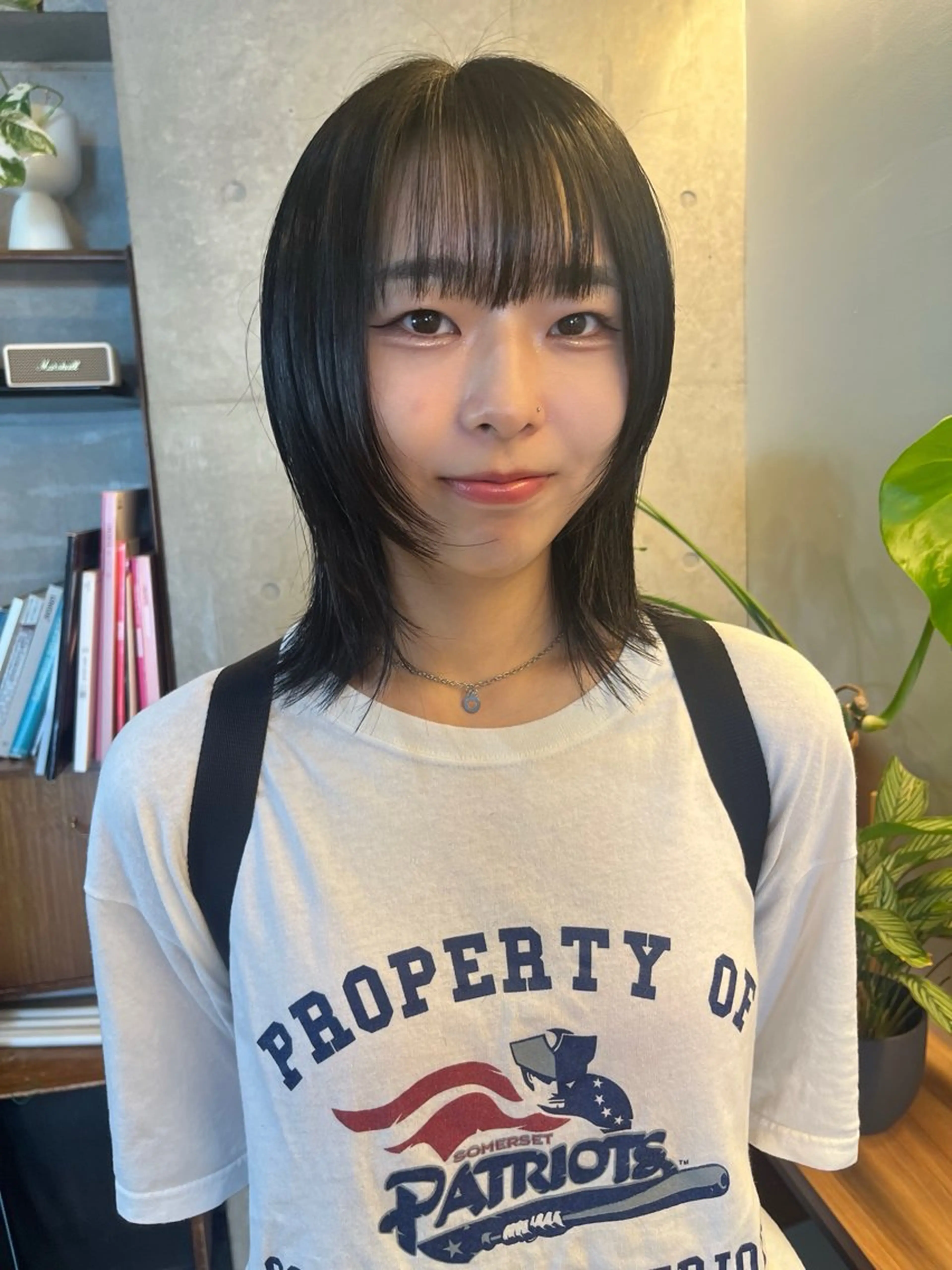 ミディアム レイヤーカット\ウル フ　chinatsuのヘアスタイル