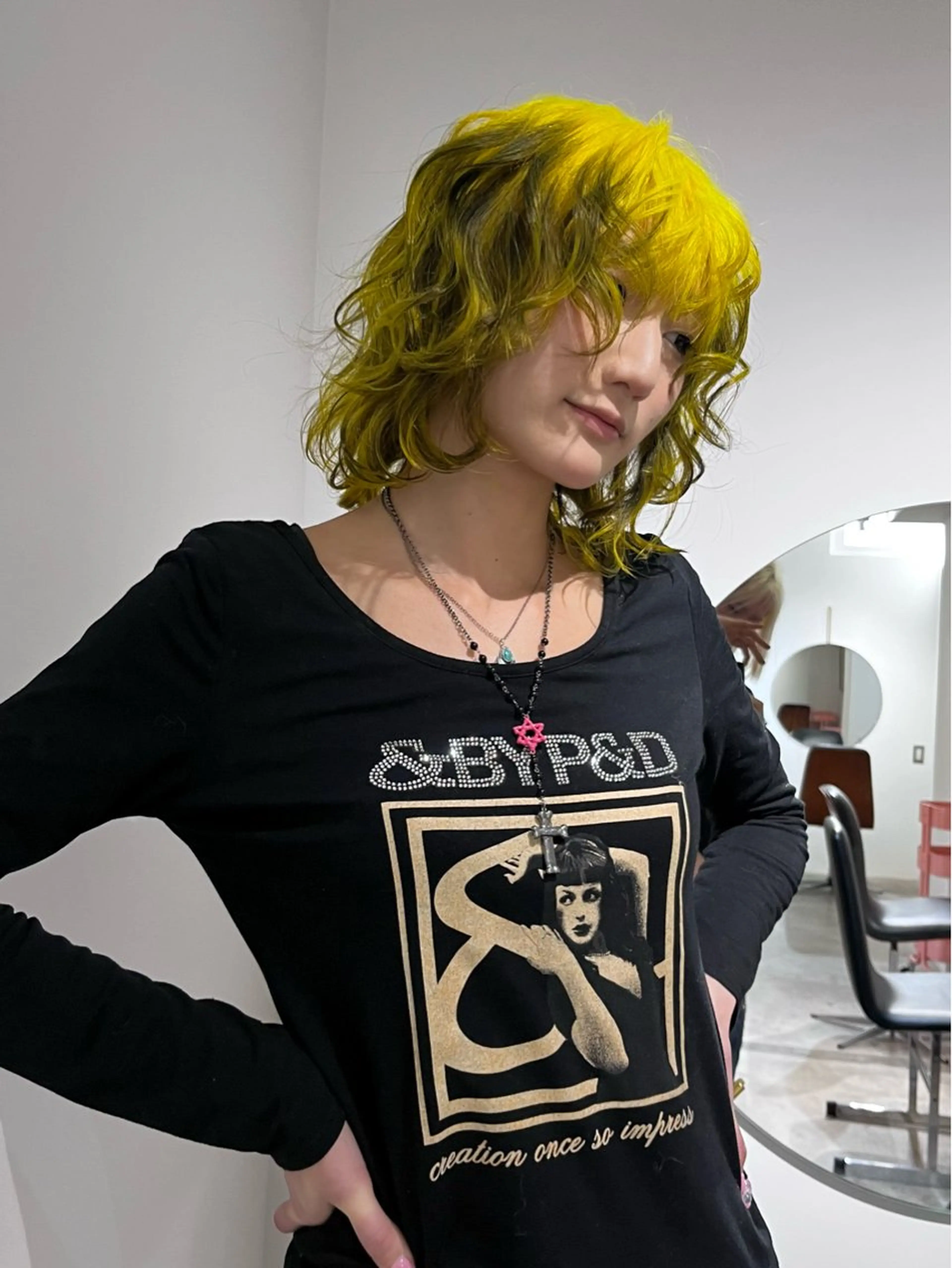 ミディアム カラー ブリーチ ケアブリーチ ハイトーンカラー ヘアカラー TOTA 唯一無二カラーのヘアスタイル