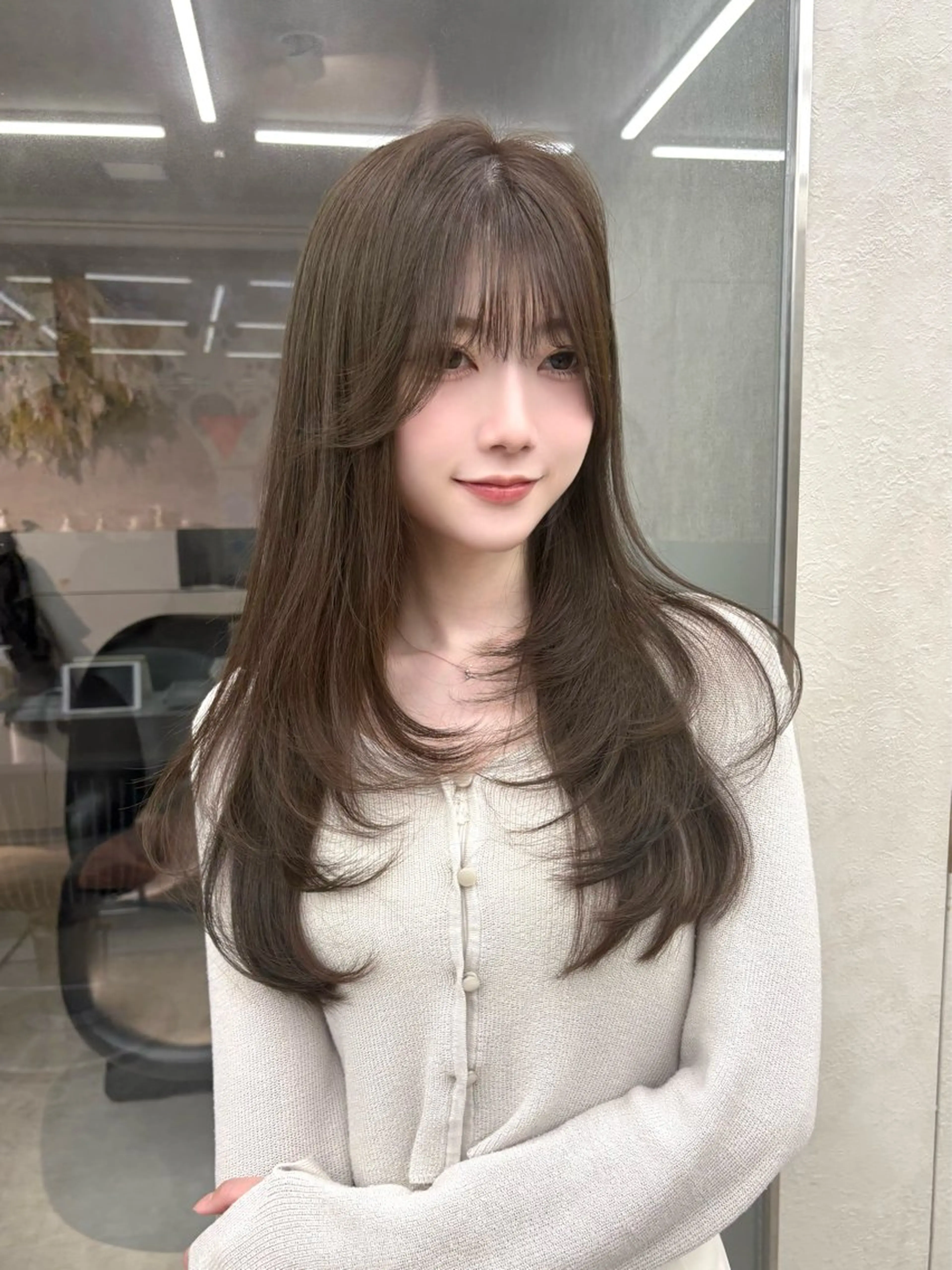ロング あ い か 🎀 レイヤーカットのヘアスタイル