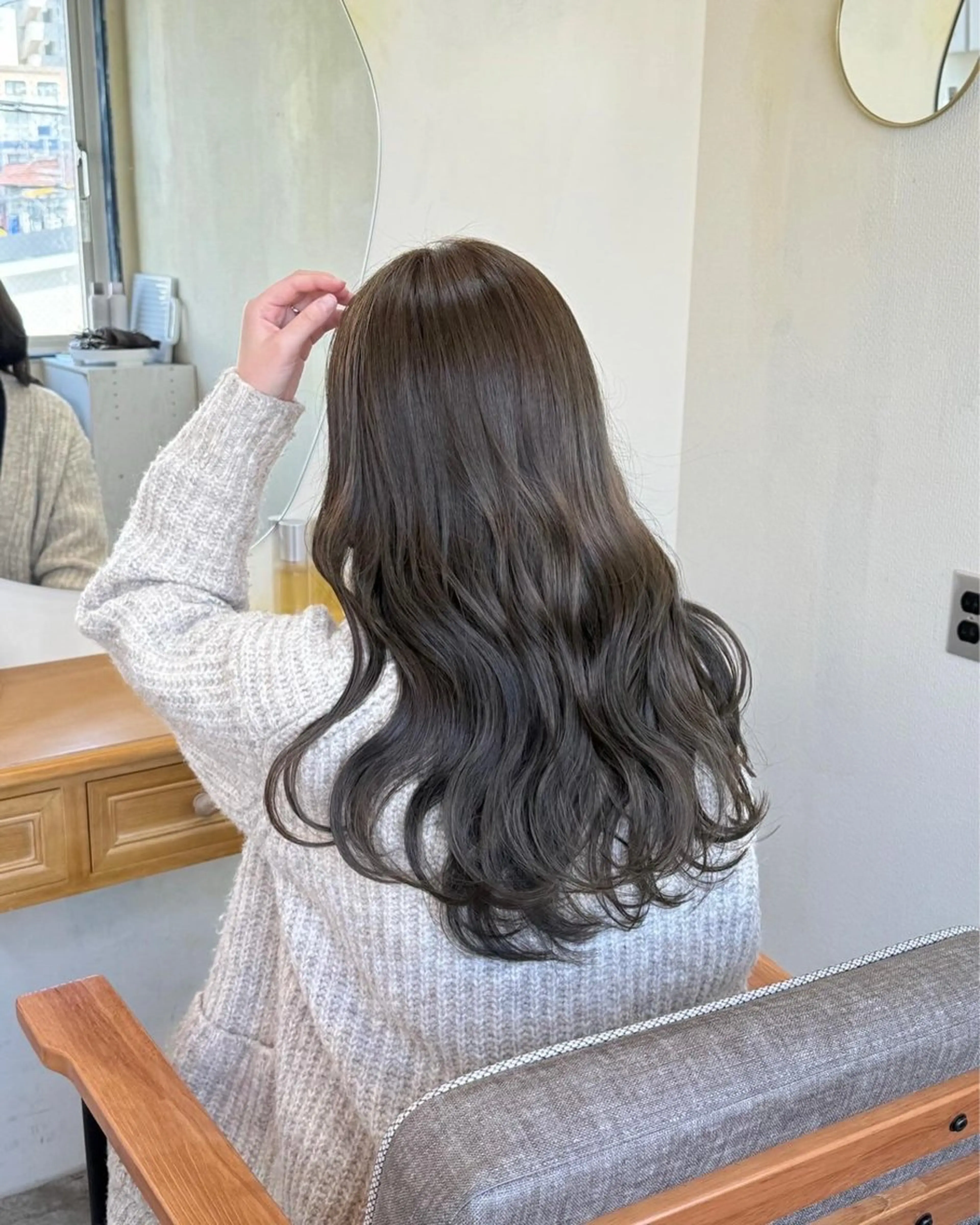 ロング カラー 🍋透け感カラー🍃 オリーブ🍐Kahoのヘアスタイル
