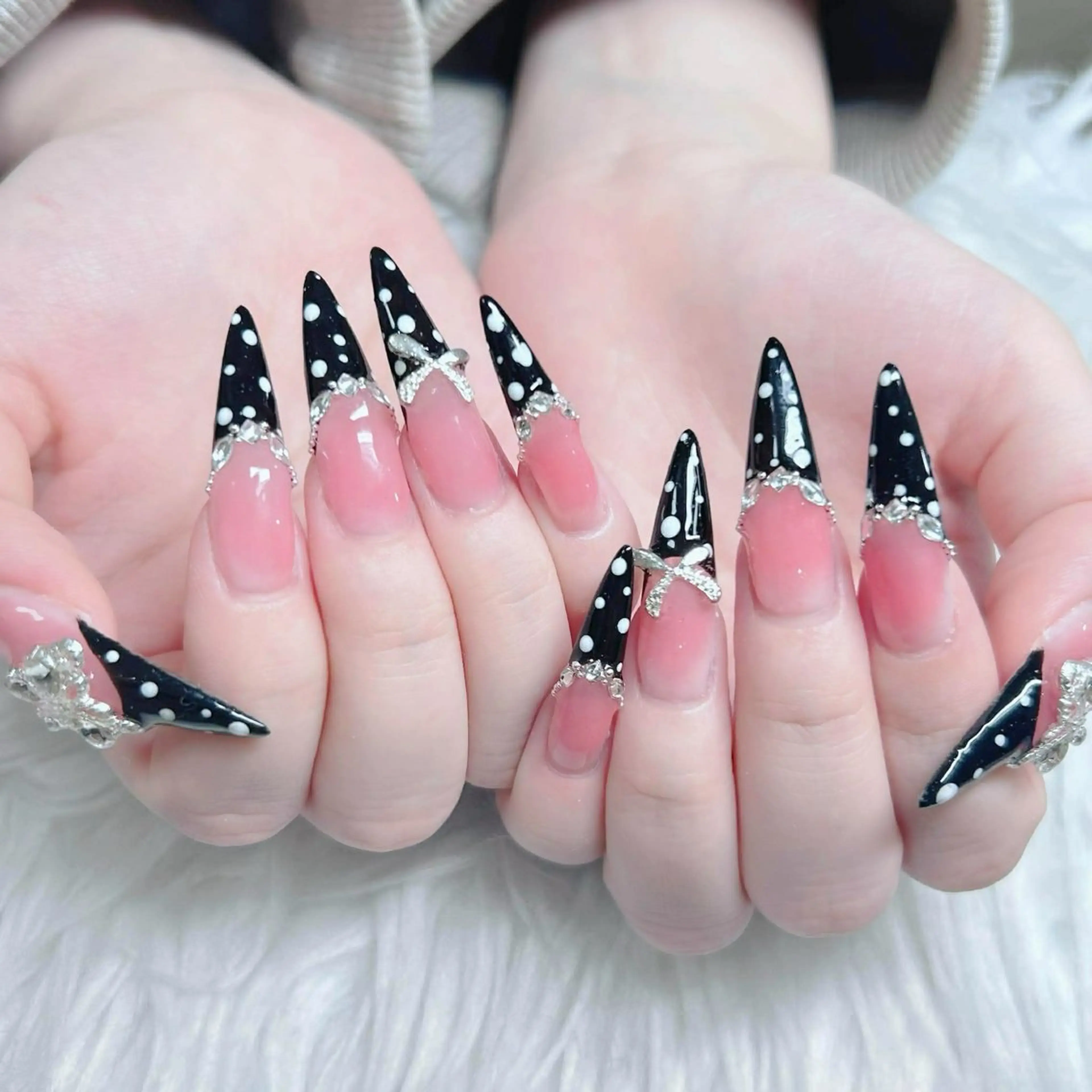 ネイル フットネイル フレンチネイル グラデーション 韓国ネイル ロングネイル ハンドネイル Hani Nail Salonのネイルデザイン