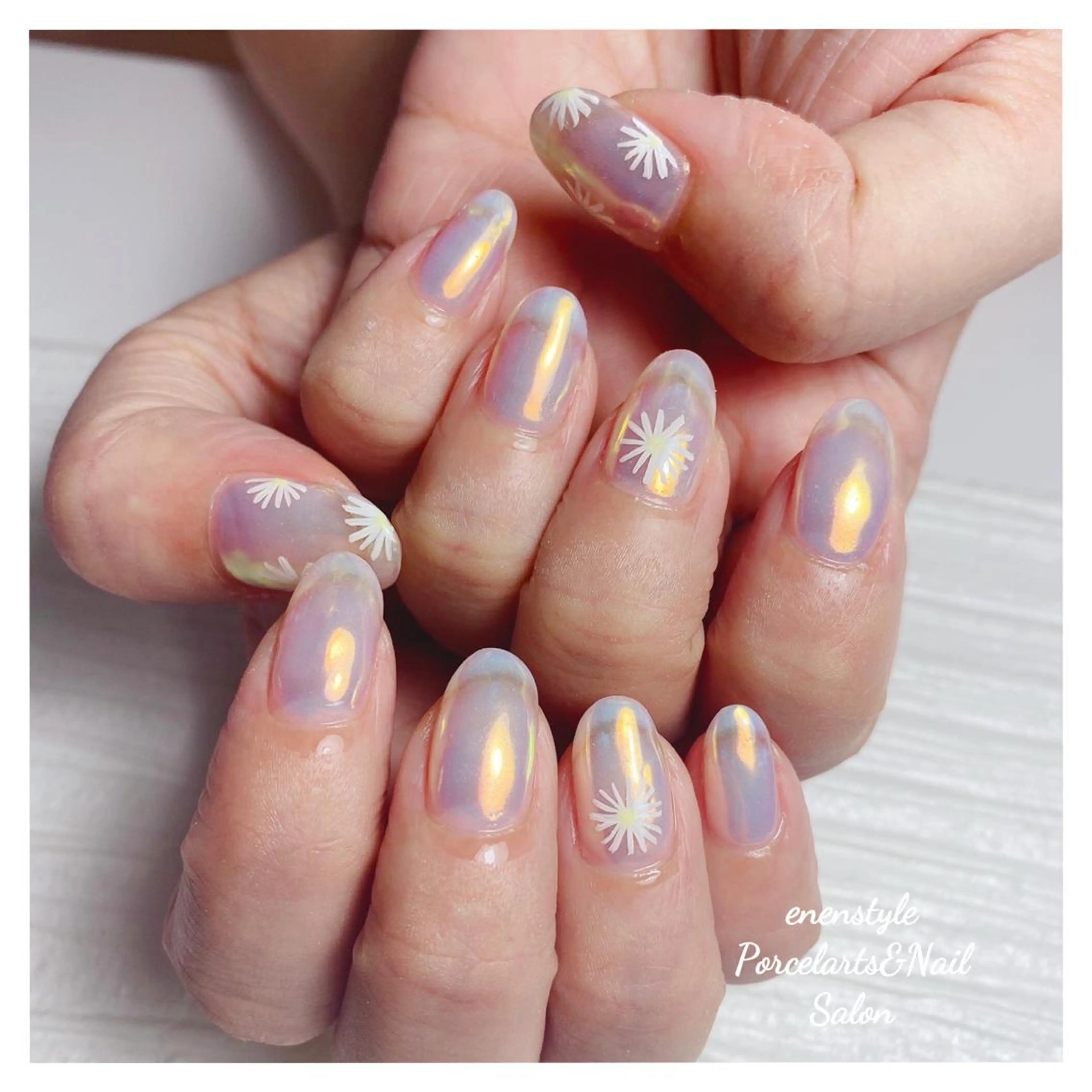 ミディアム ネイル 👑enen style👑のネイルデザイン