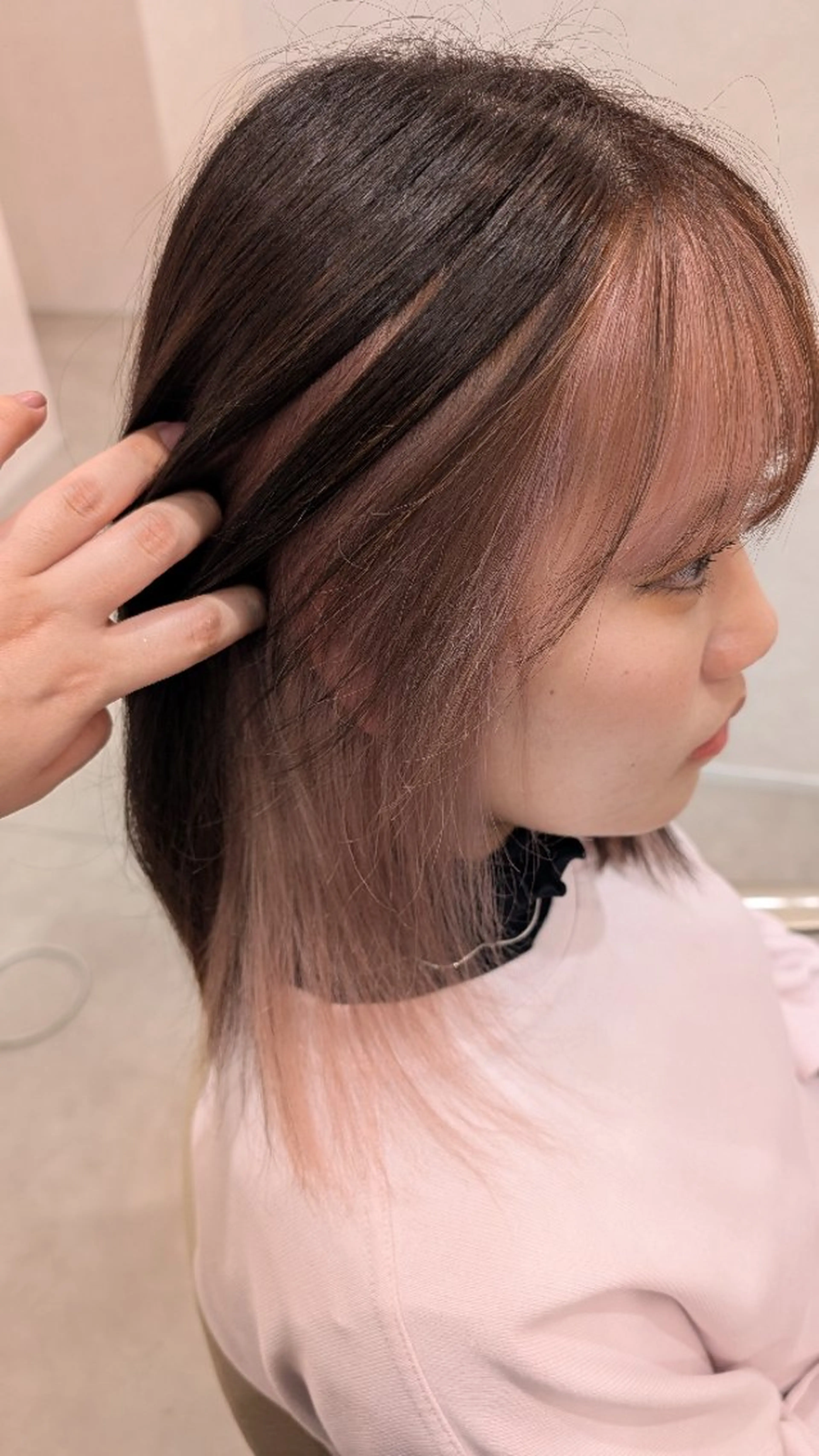 カラー ピンクカラー 上田 麗菜のヘアスタイル