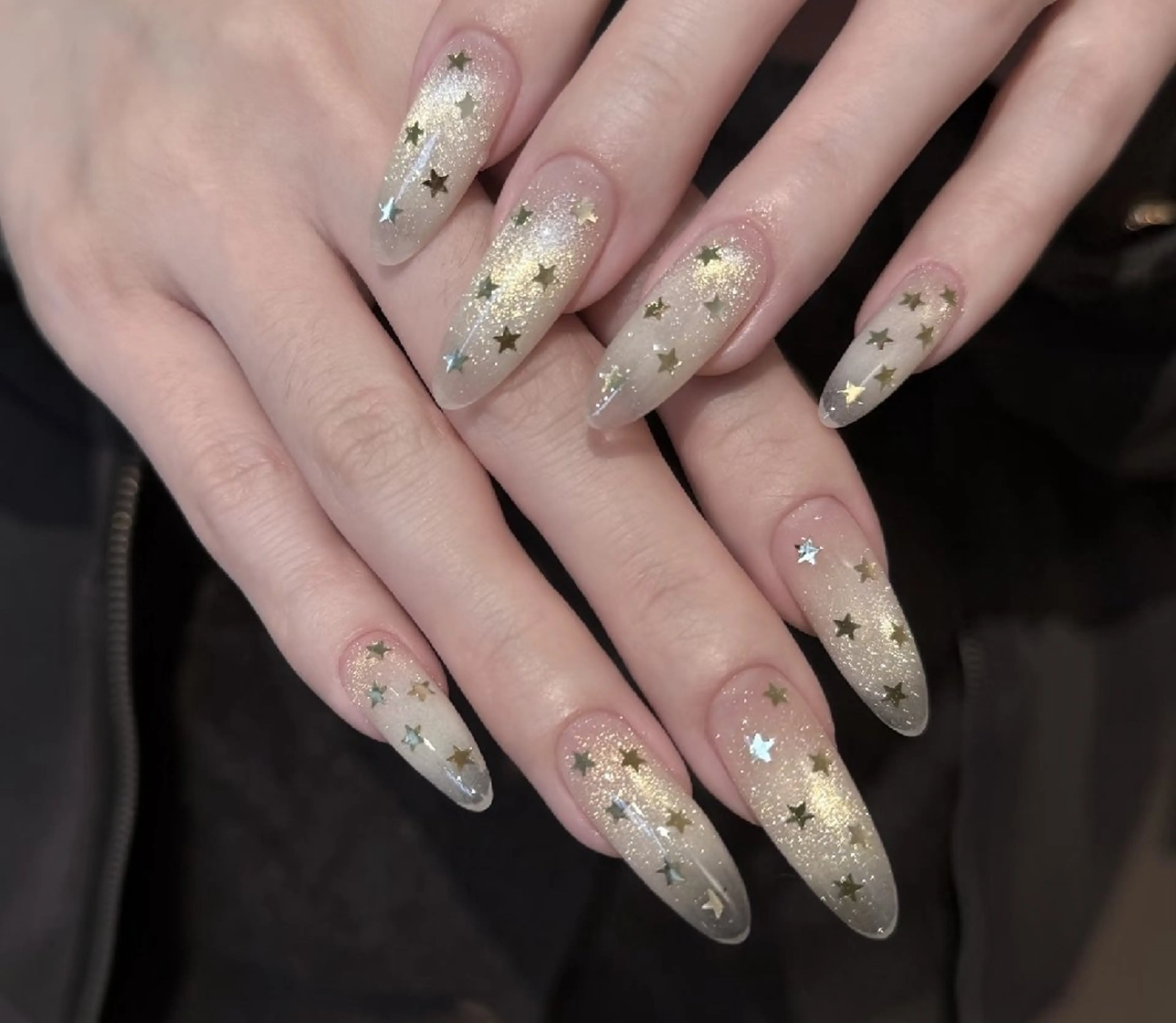 ネイル チークネイル フレンチネイル ジェルネイル ガーリー キラキラネイル ハンドネイル UM Nail Salonのネイルデザイン