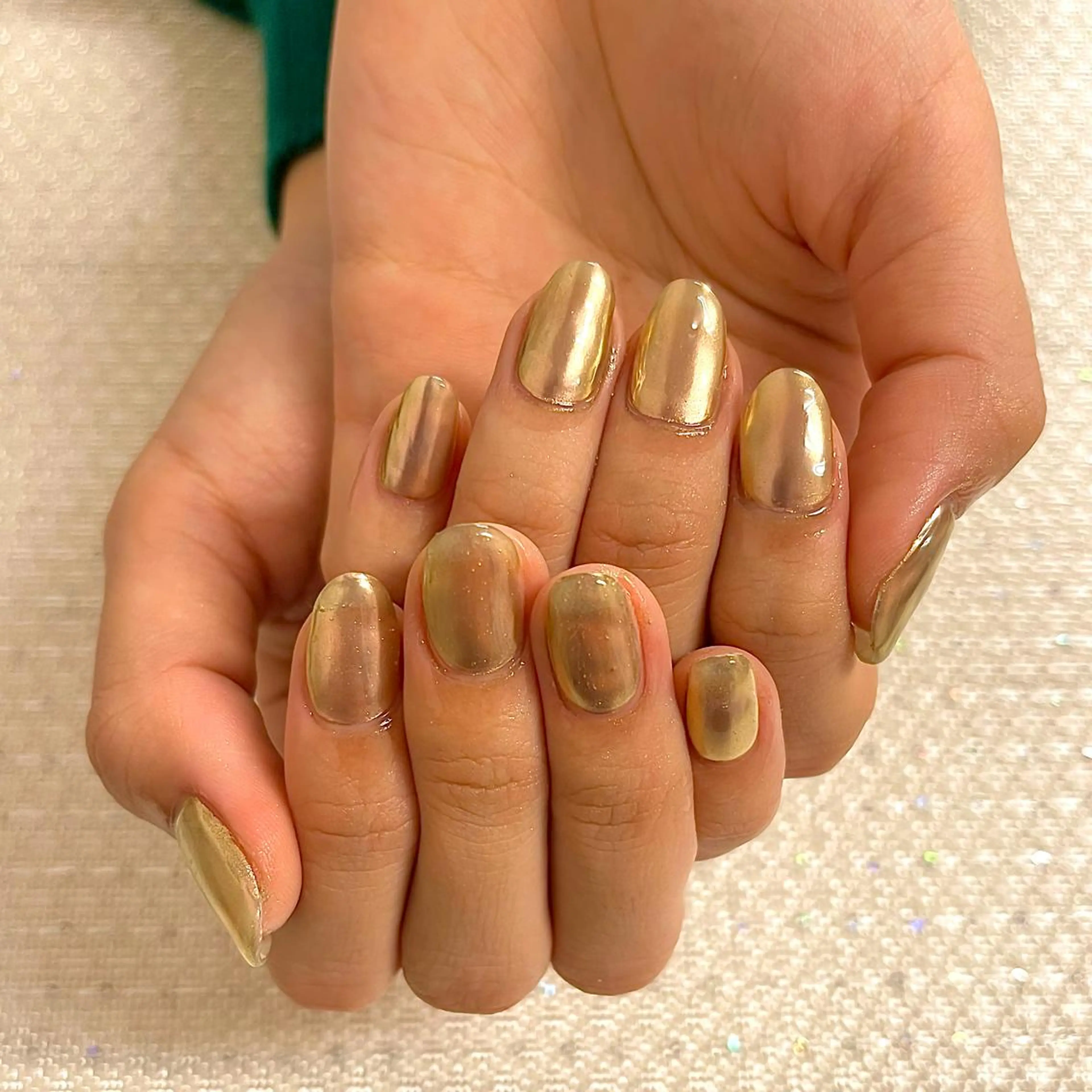 ネイル ミラーネイル 🤎🧸 Aya 🧸🤎のネイルデザイン