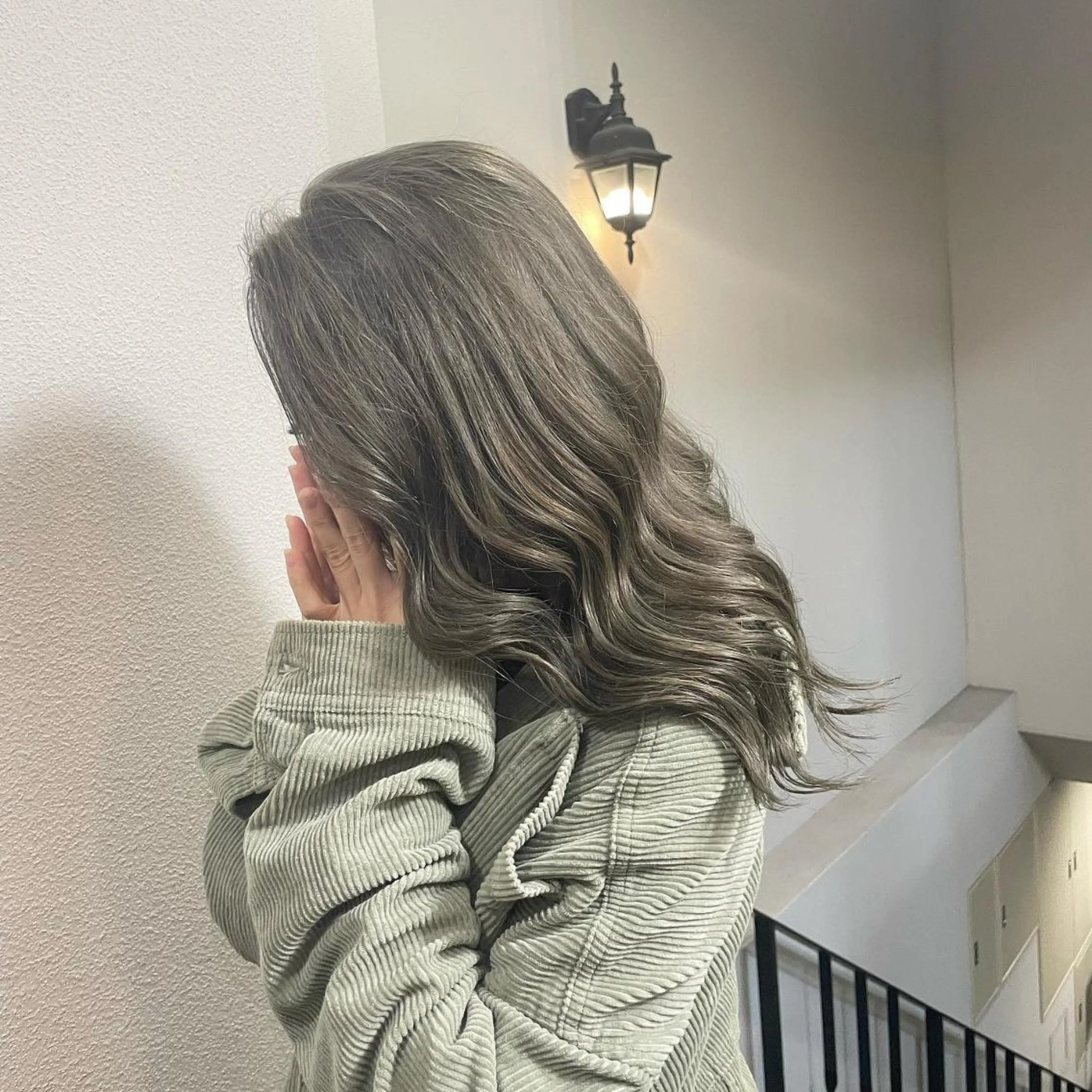 ショート カラー メンズ メンズブリーチ メンズハイトーン ベージュカラー ブリーチ 透明感カラー 🩷Eny terrace🩷のヘアスタイル