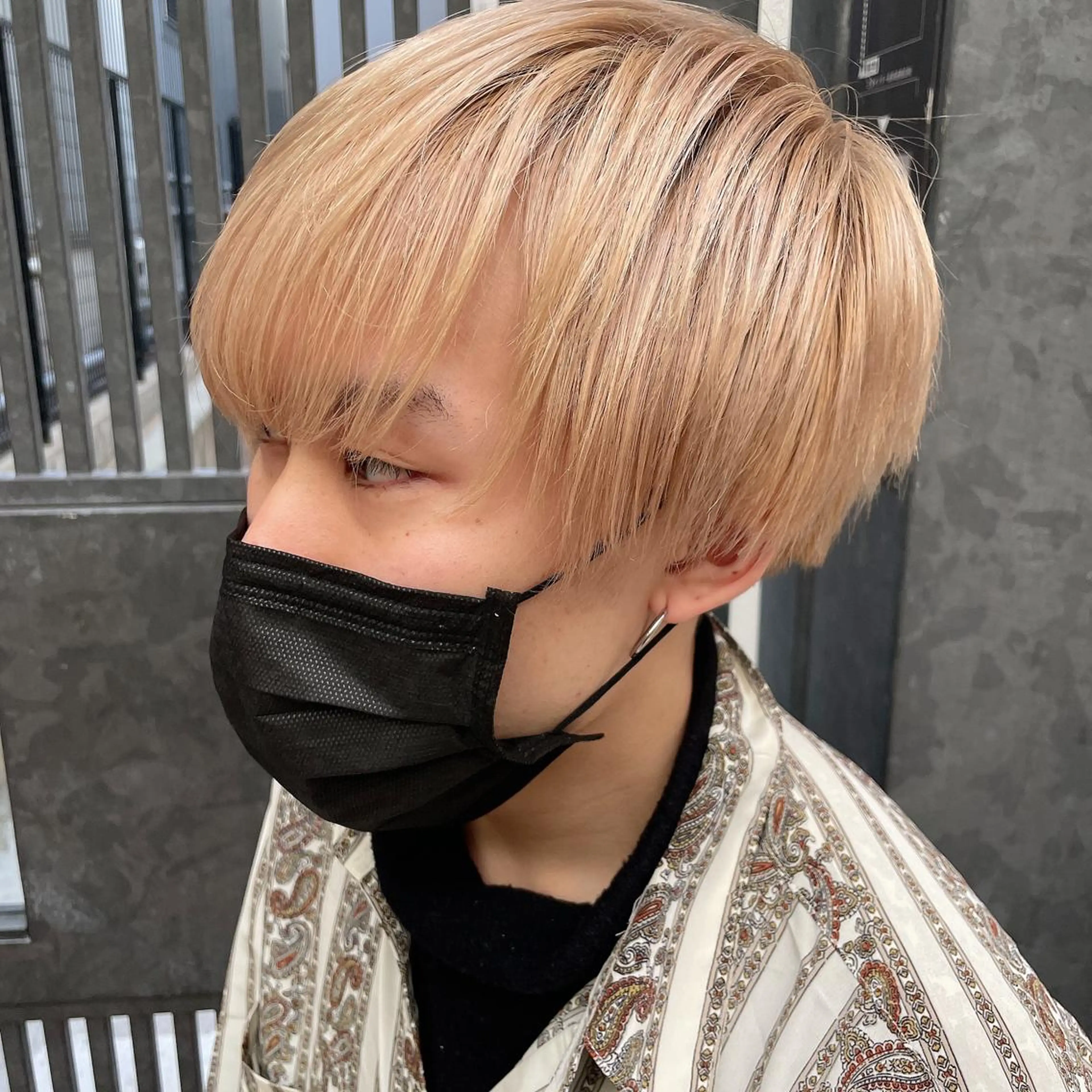 ショート メンズ メンズバレイヤージュ メンズブリーチ メンズハイライト メンズハイトーン メンズインナーカラー 大人可愛い/レイヤー /ブリーチ/溝口誠二のヘアスタイル