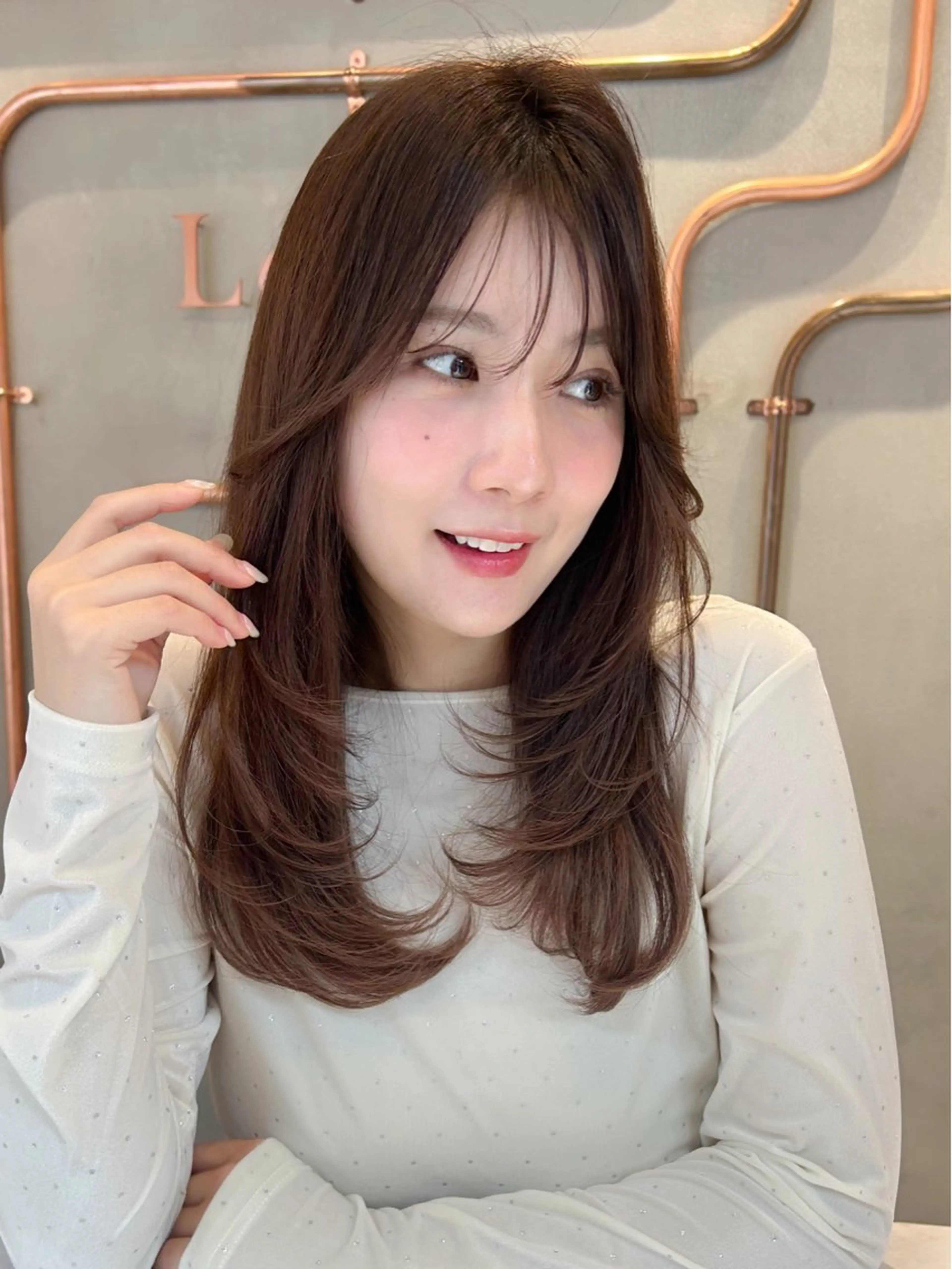 ロング ハッシュカット/韓国 レイヤー/カハナのヘアスタイル