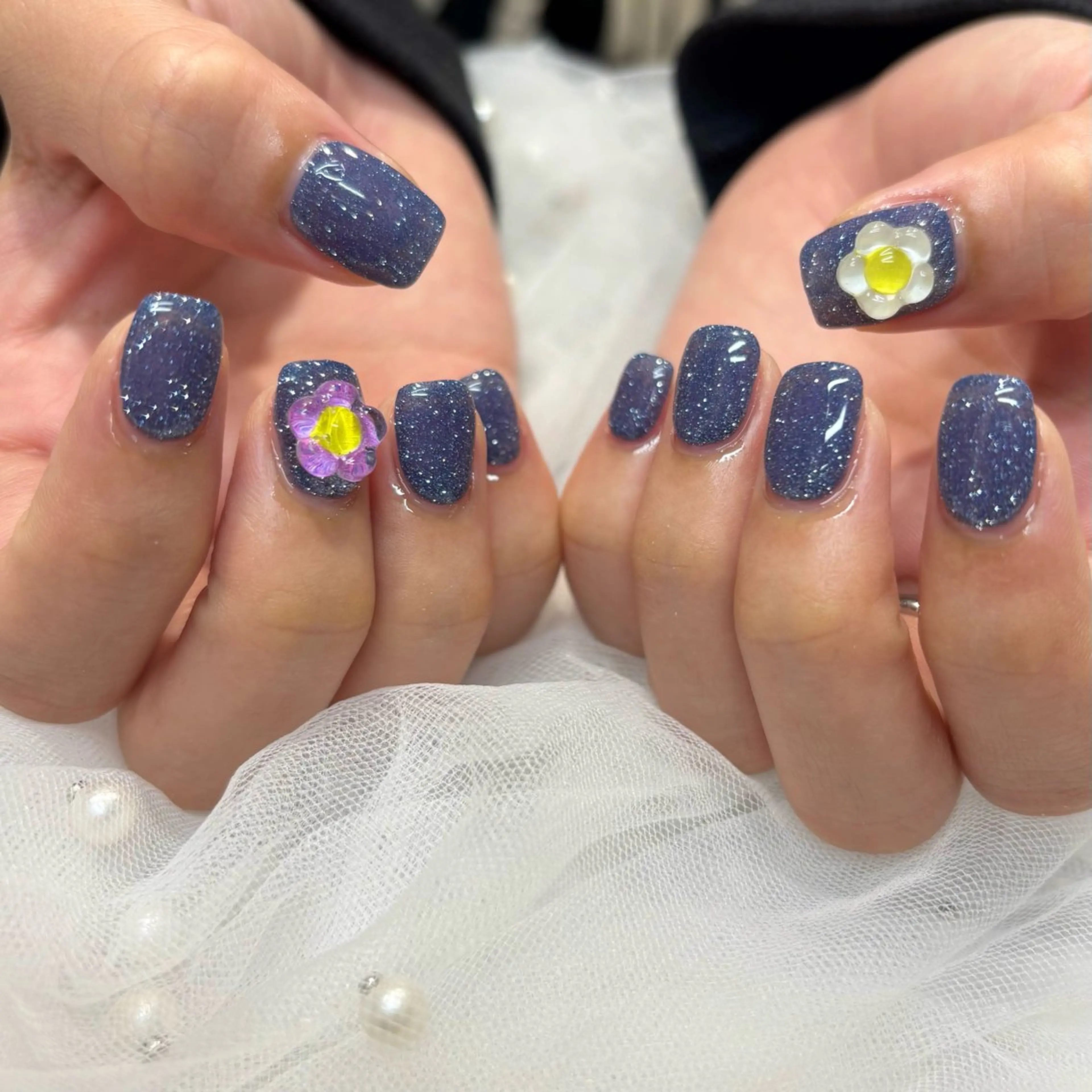 ネイル ブルー フラッシュネイル 持ち込み ハンドネイル 荒巻 めいのネイルデザイン