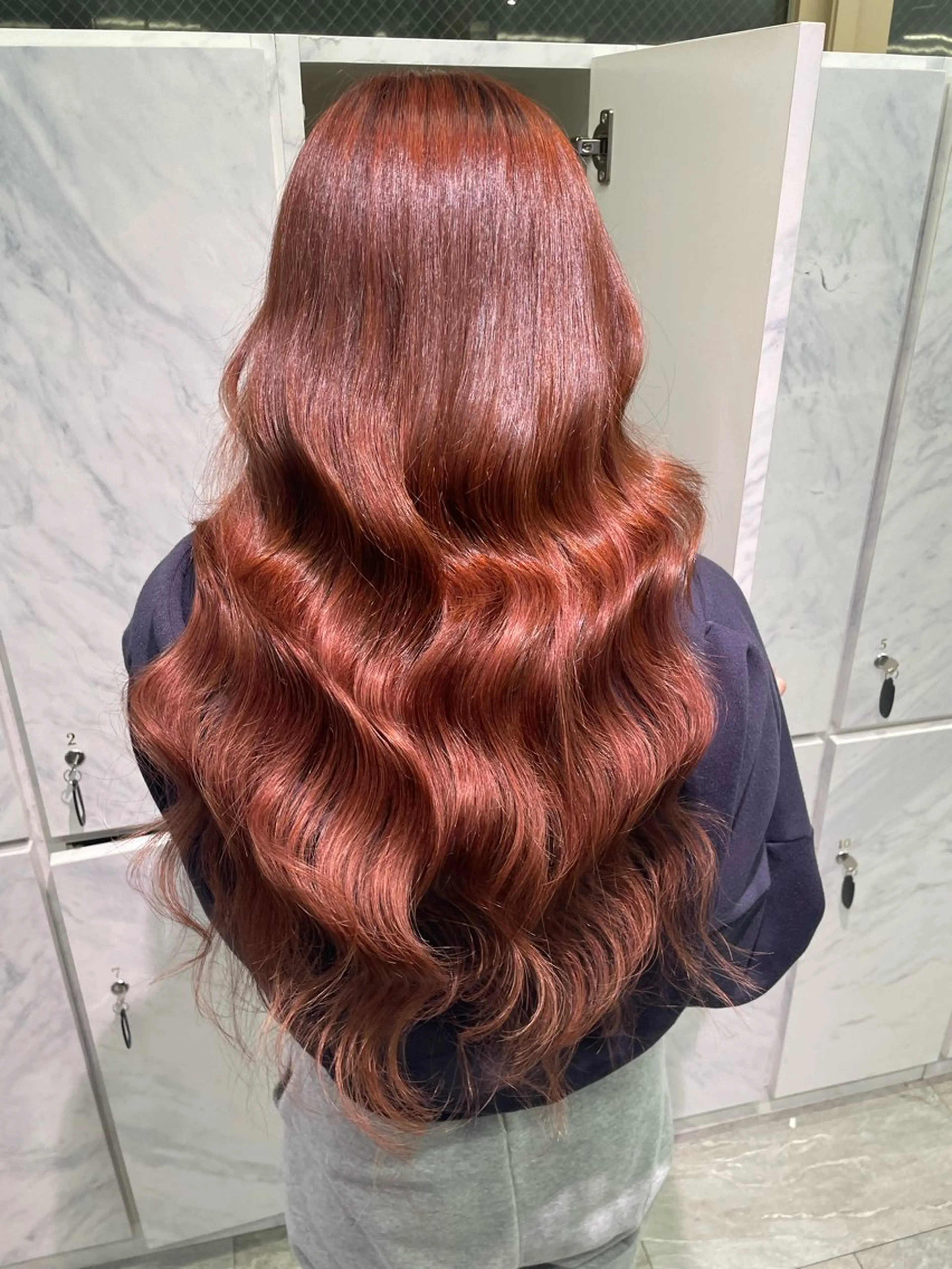 ロング エクステ ハイトーンカラーエク ステ🌺RENA🌺のヘアスタイル