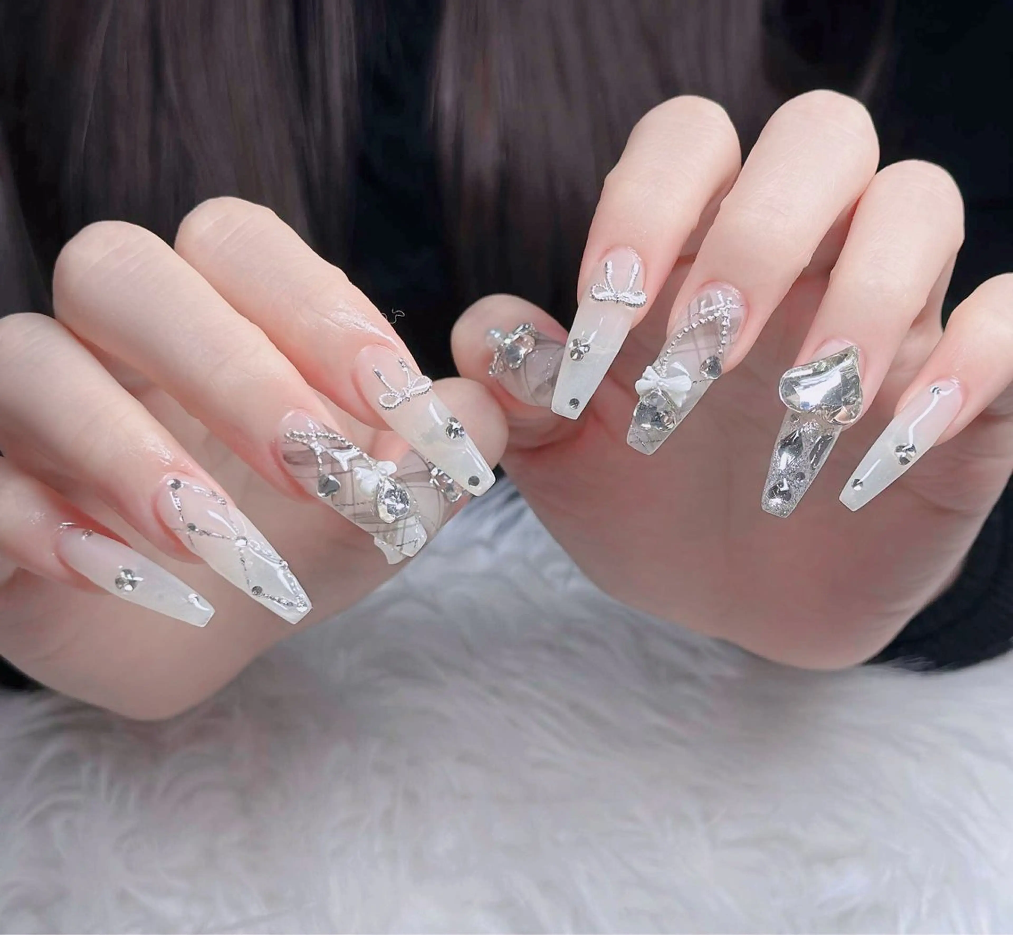 ネイル フレンチネイル ジェルネイル ハロウィン キラキラネイル 韓国ネイル ハンドネイル H.baby Nail Salonのネイルデザイン