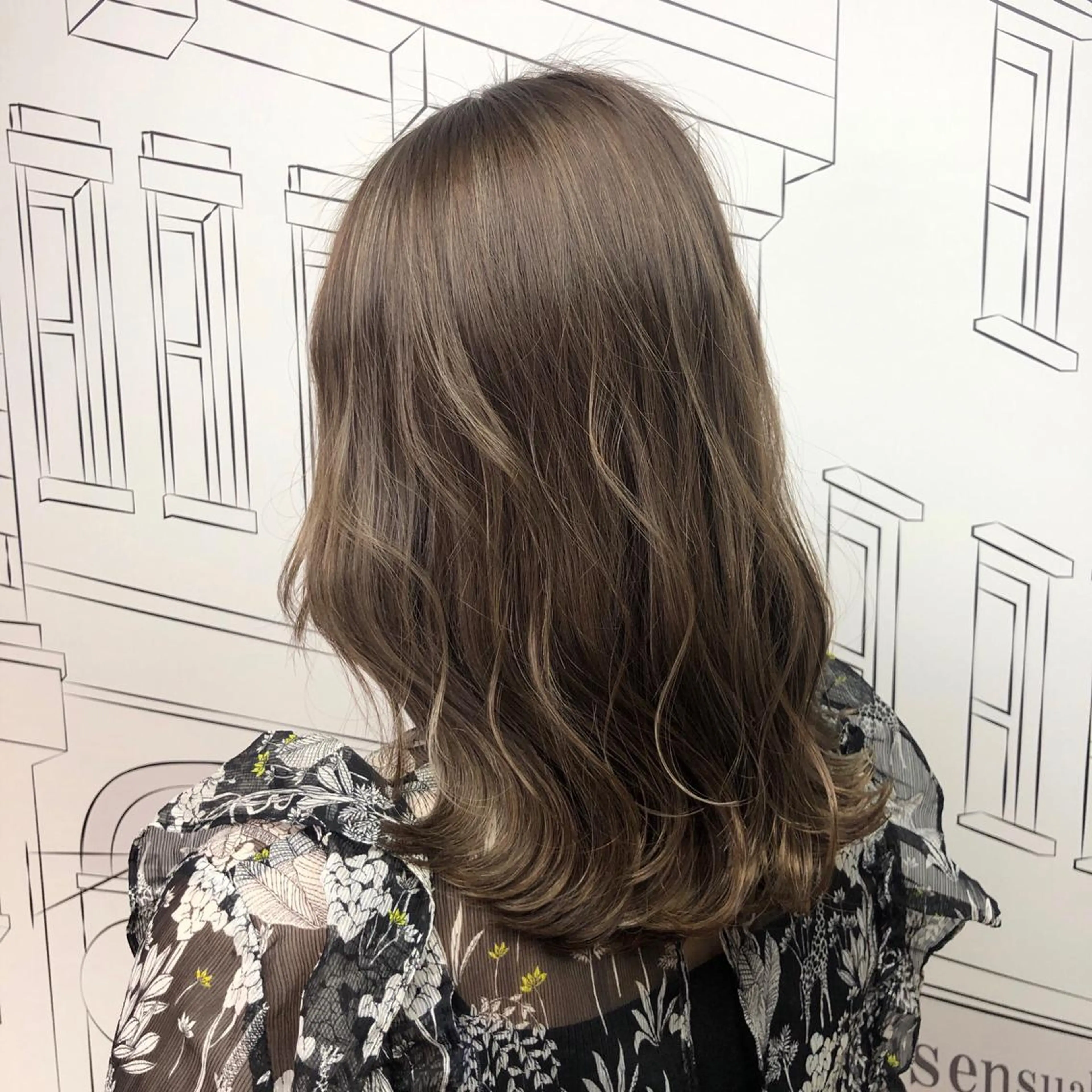 ミディアム カラー レイヤー,ボブ / 彩未のヘアスタイル