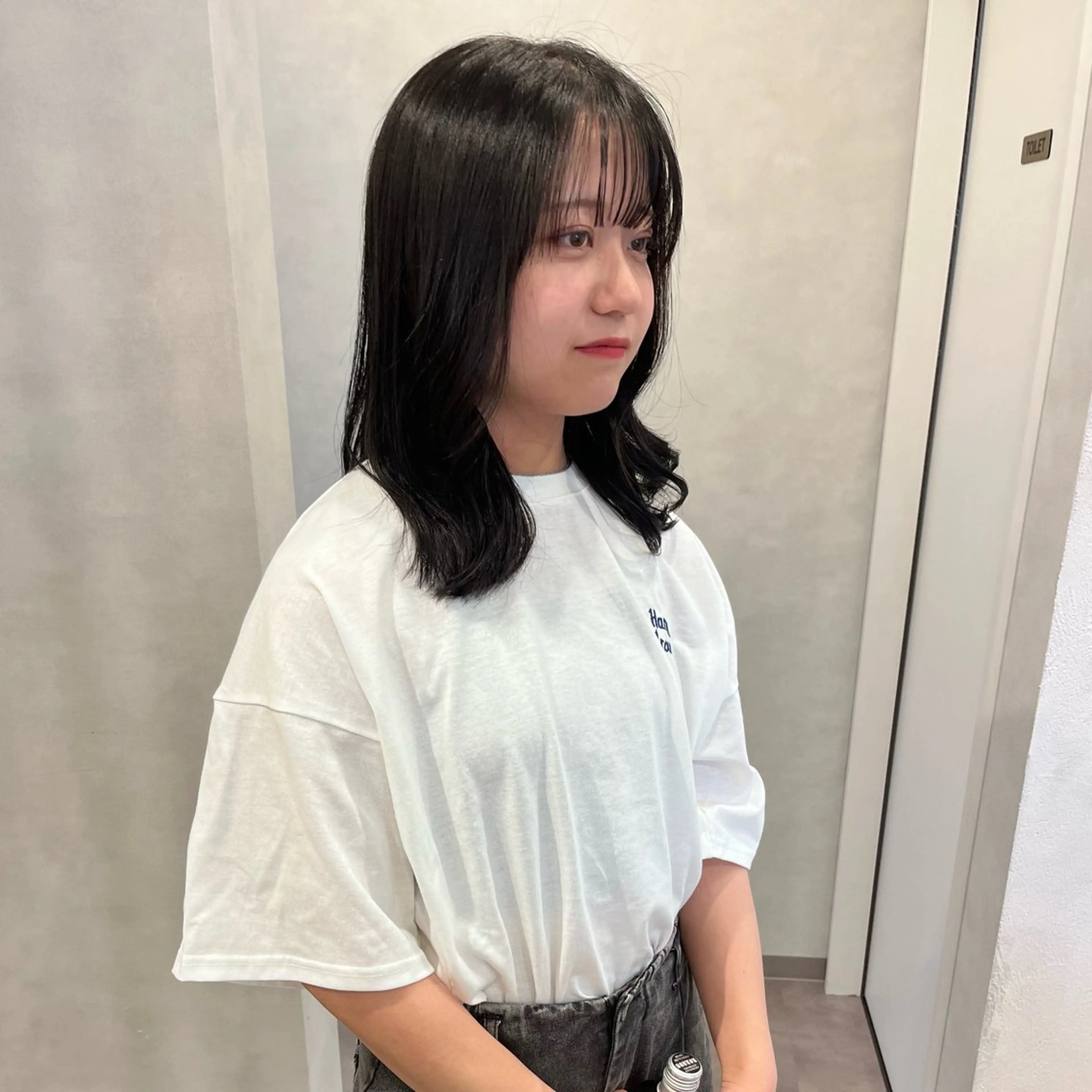 【前髪、顔周りカット】の写真