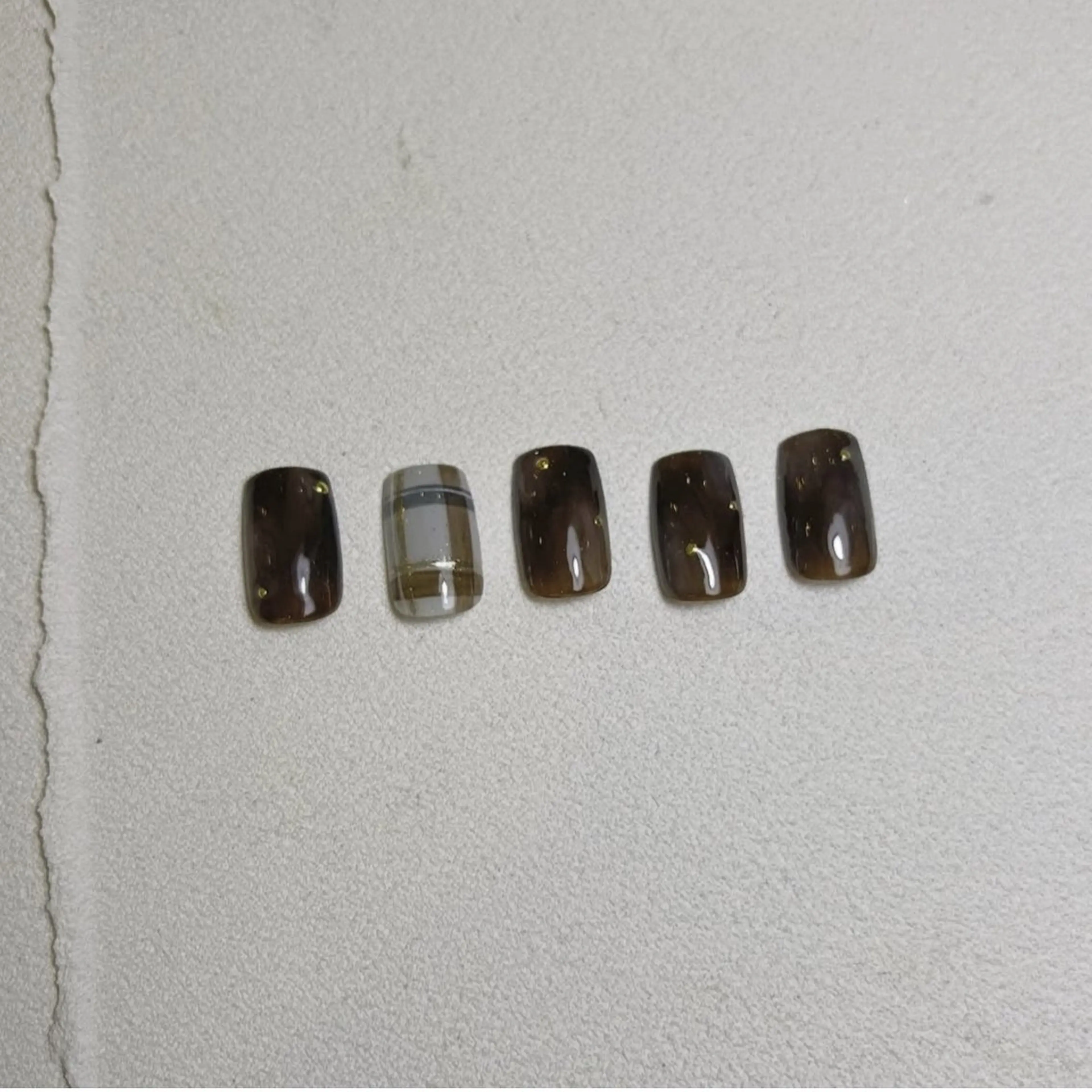 ネイル ハンドネイル 出村谷 海月のネイルデザイン