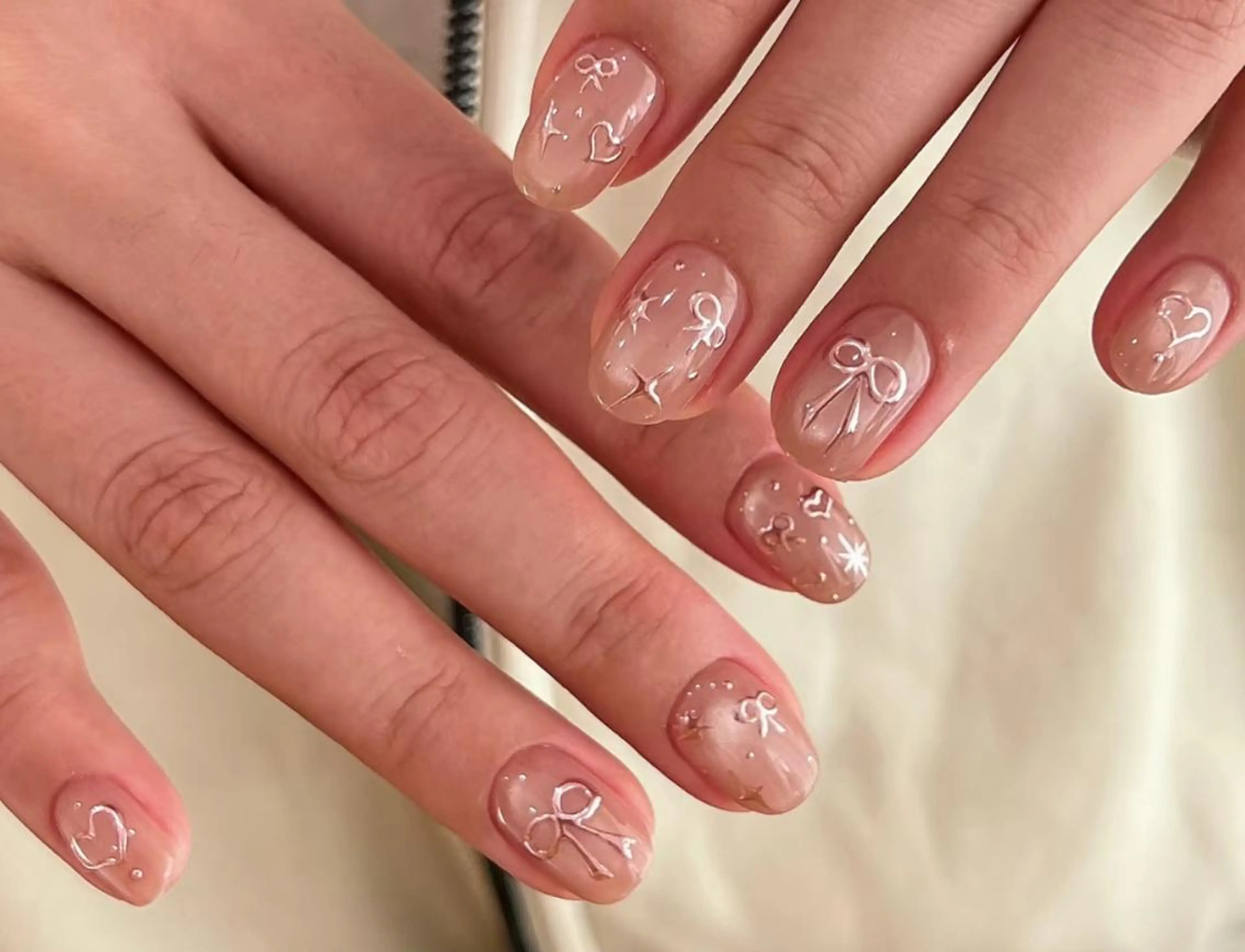 ネイル ハンドネイル ハンドケア 🍑 momo_nailのネイルデザイン