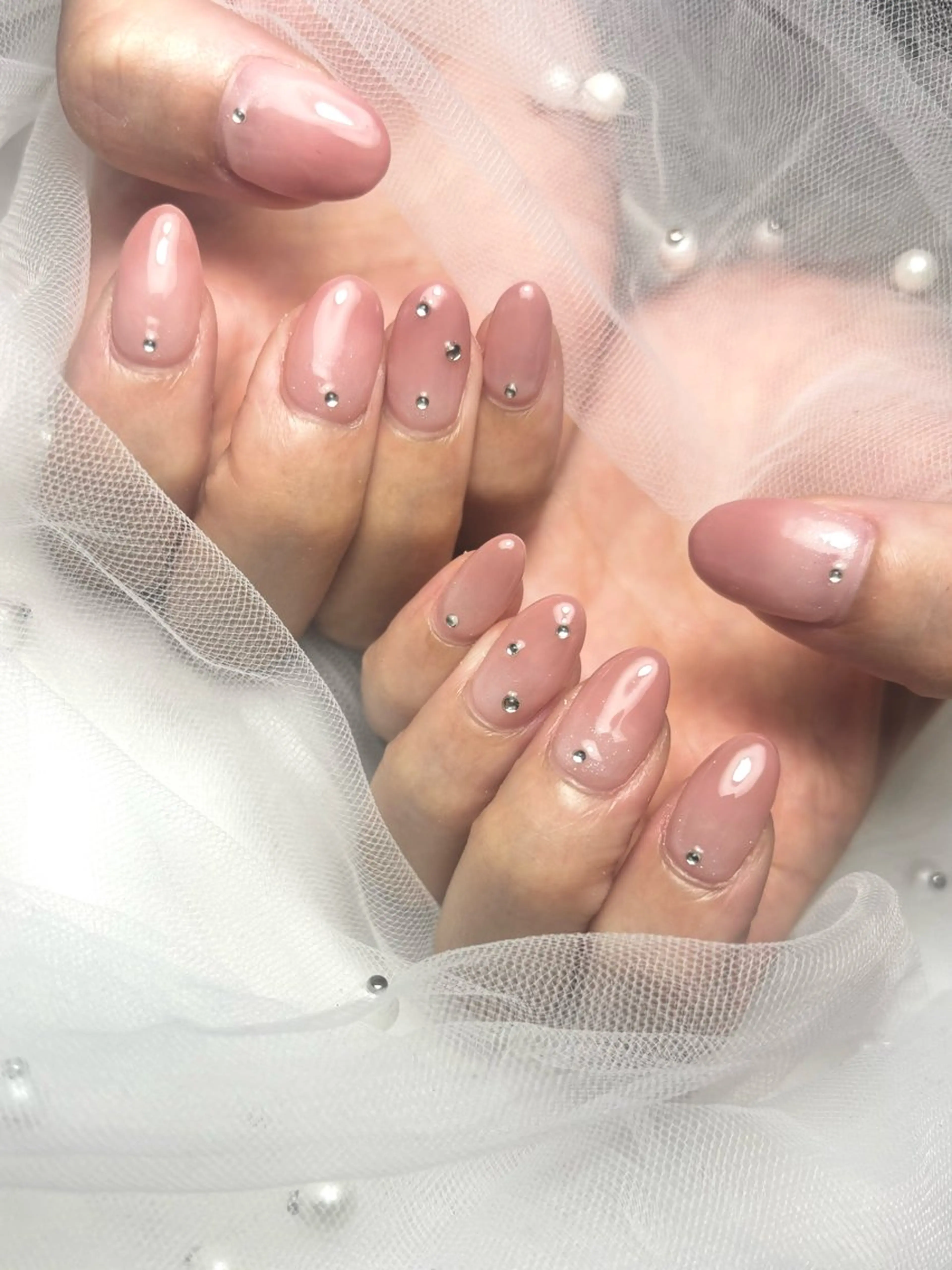 ネイル グラデーション ハンドネイル うるつやネイル🫧 Amiのネイルデザイン