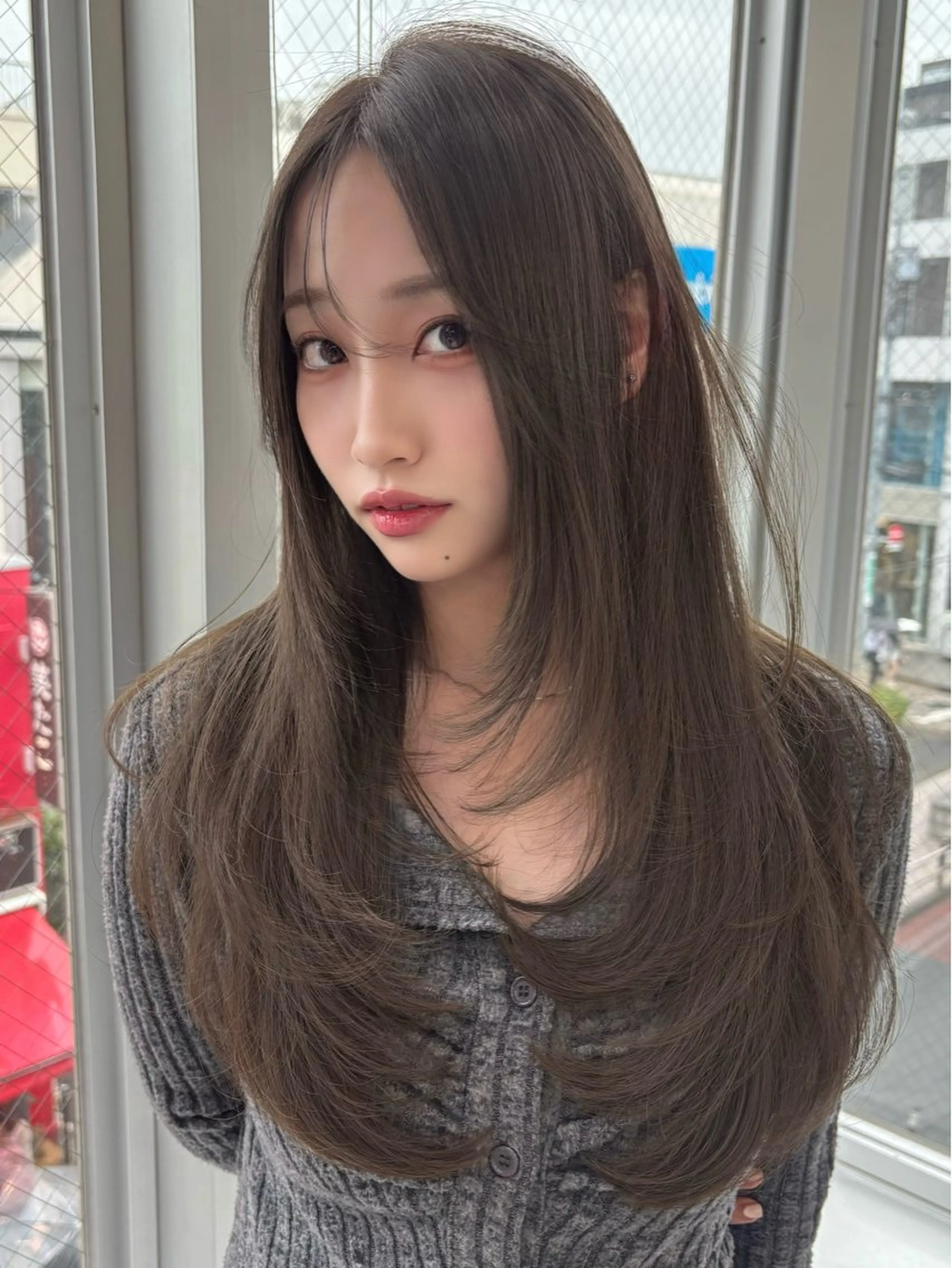 ロング 韓国風ヘア レイヤーカット カット ヘアカラー トリートメント SHOUHEI .のヘアスタイル