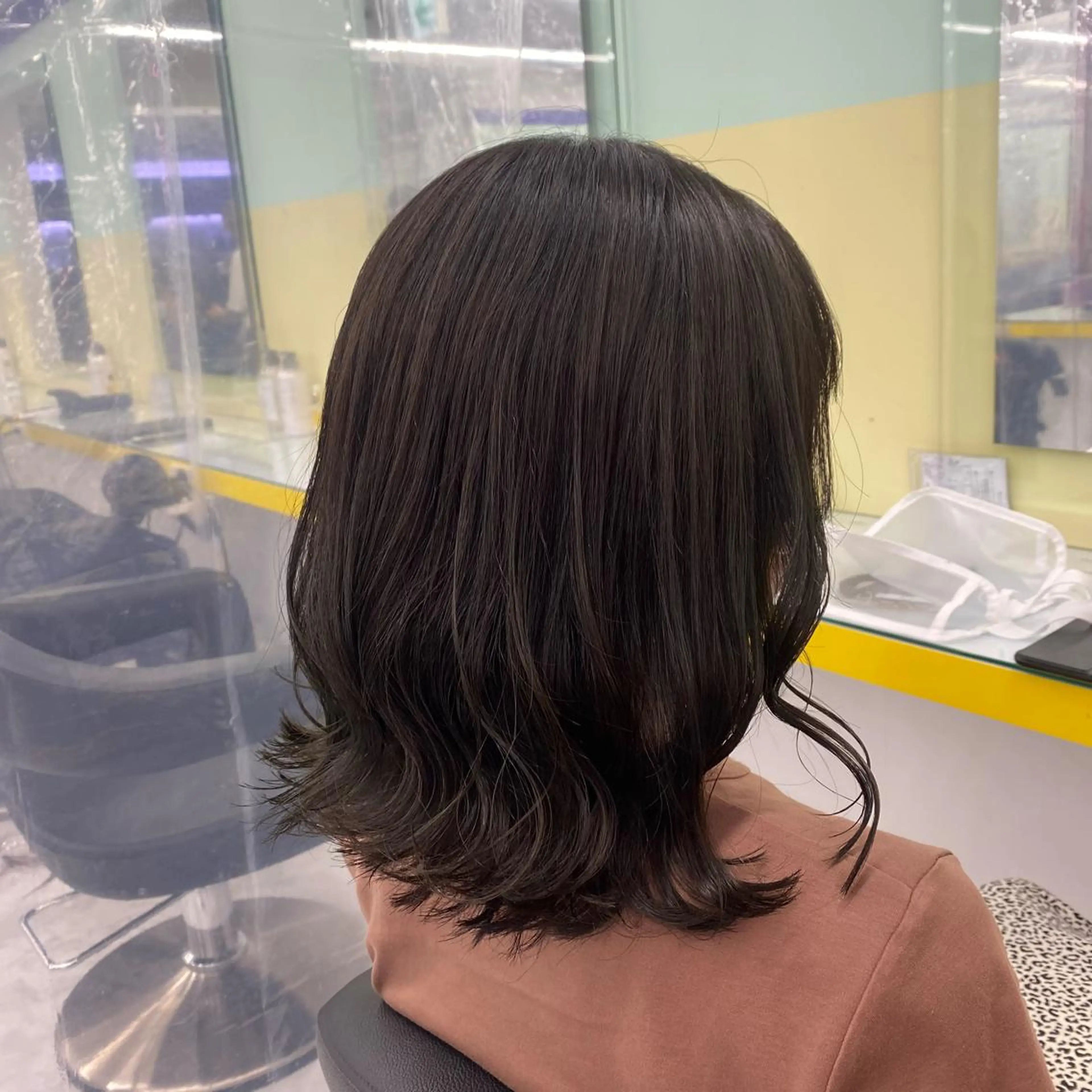 セミロング カラー ヘアアレンジ ヘアカラー mai🍑暖色カラー /レイヤー💖のヘアスタイル