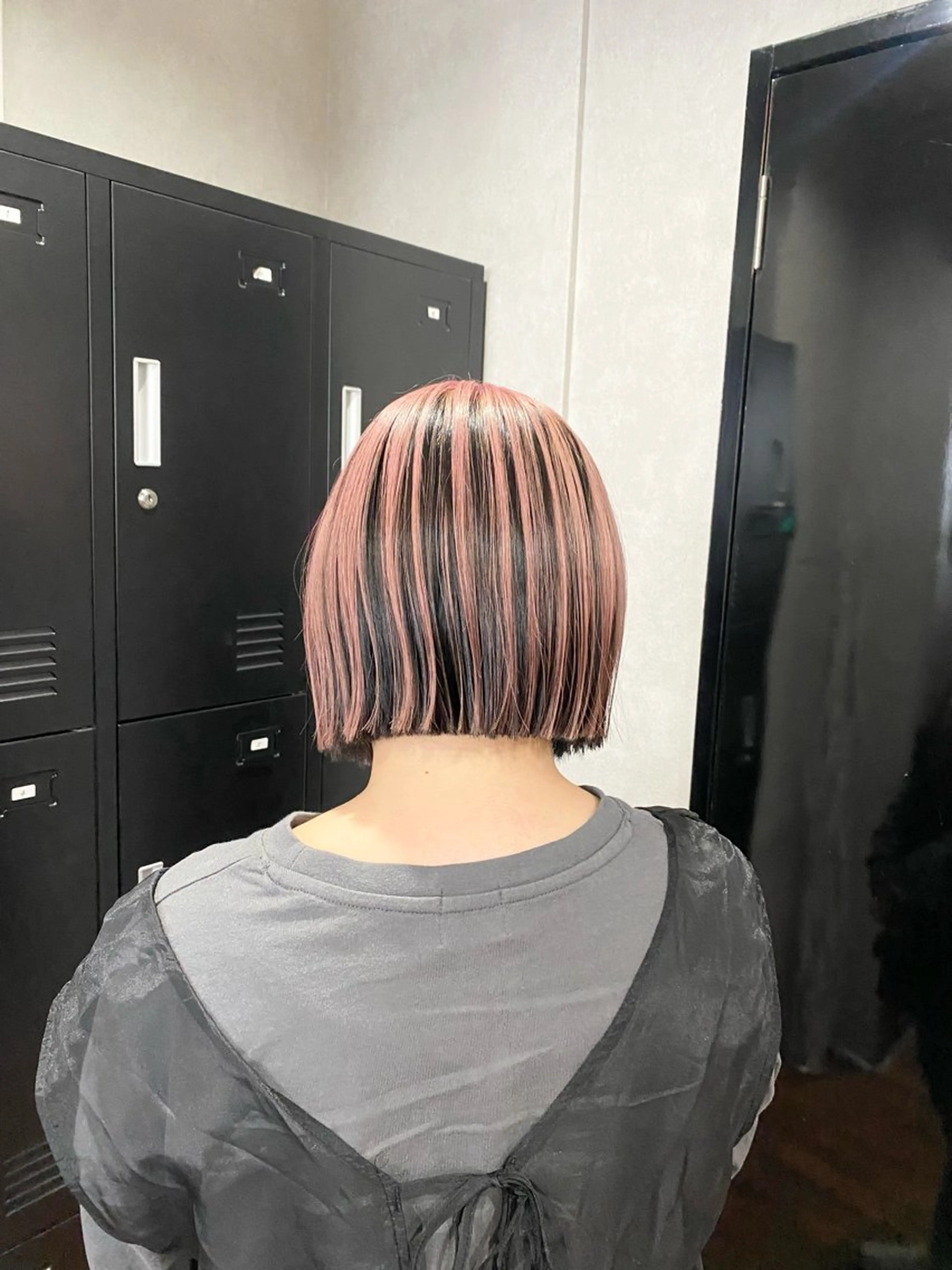 ミディアム カラー カット ヘアカラー ＳＨＩ ＺＵのヘアスタイル