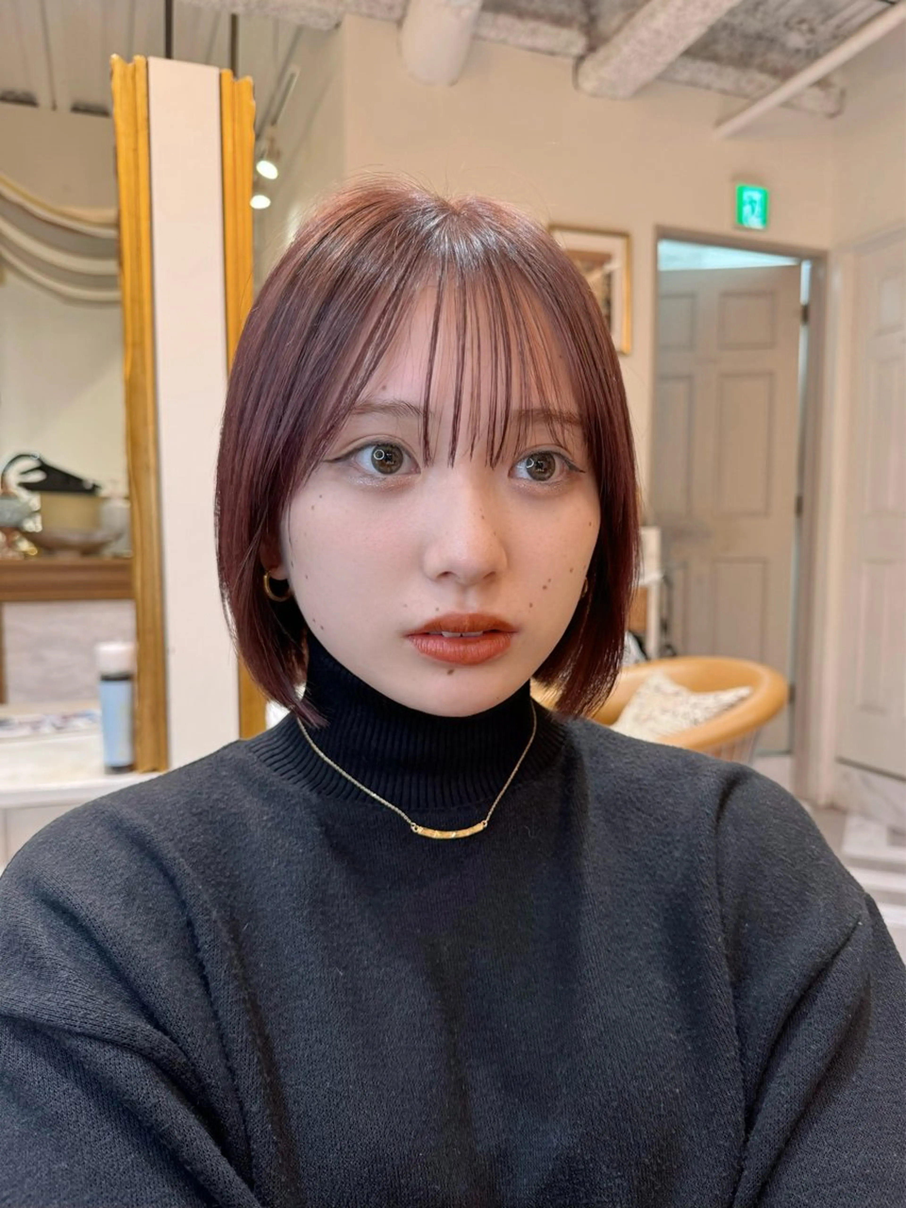 ショート カット ヘアカラー トリートメント レイヤーカット /透明感カラー西田のヘアスタイル