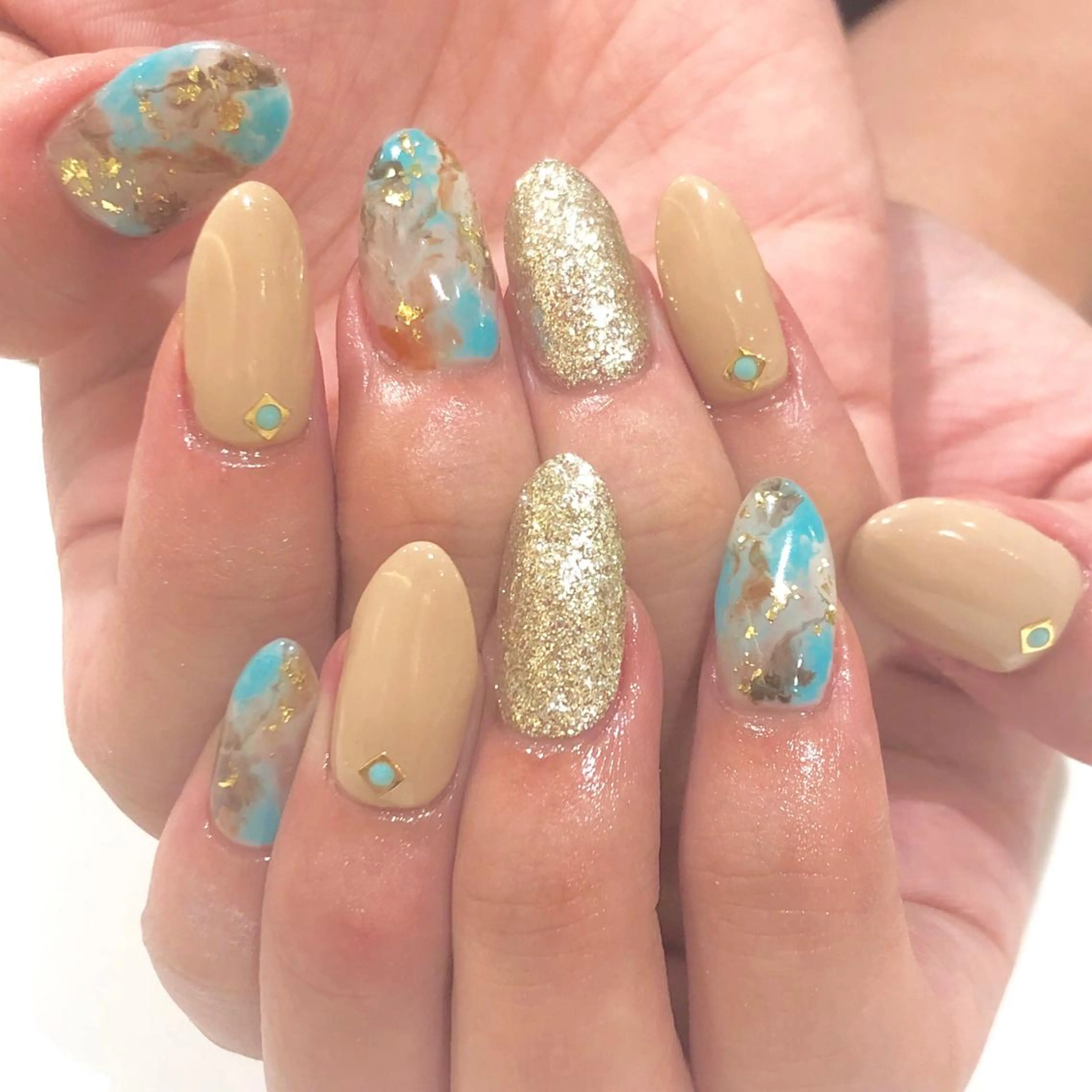 ネイル 矢崎 千春のネイルデザイン