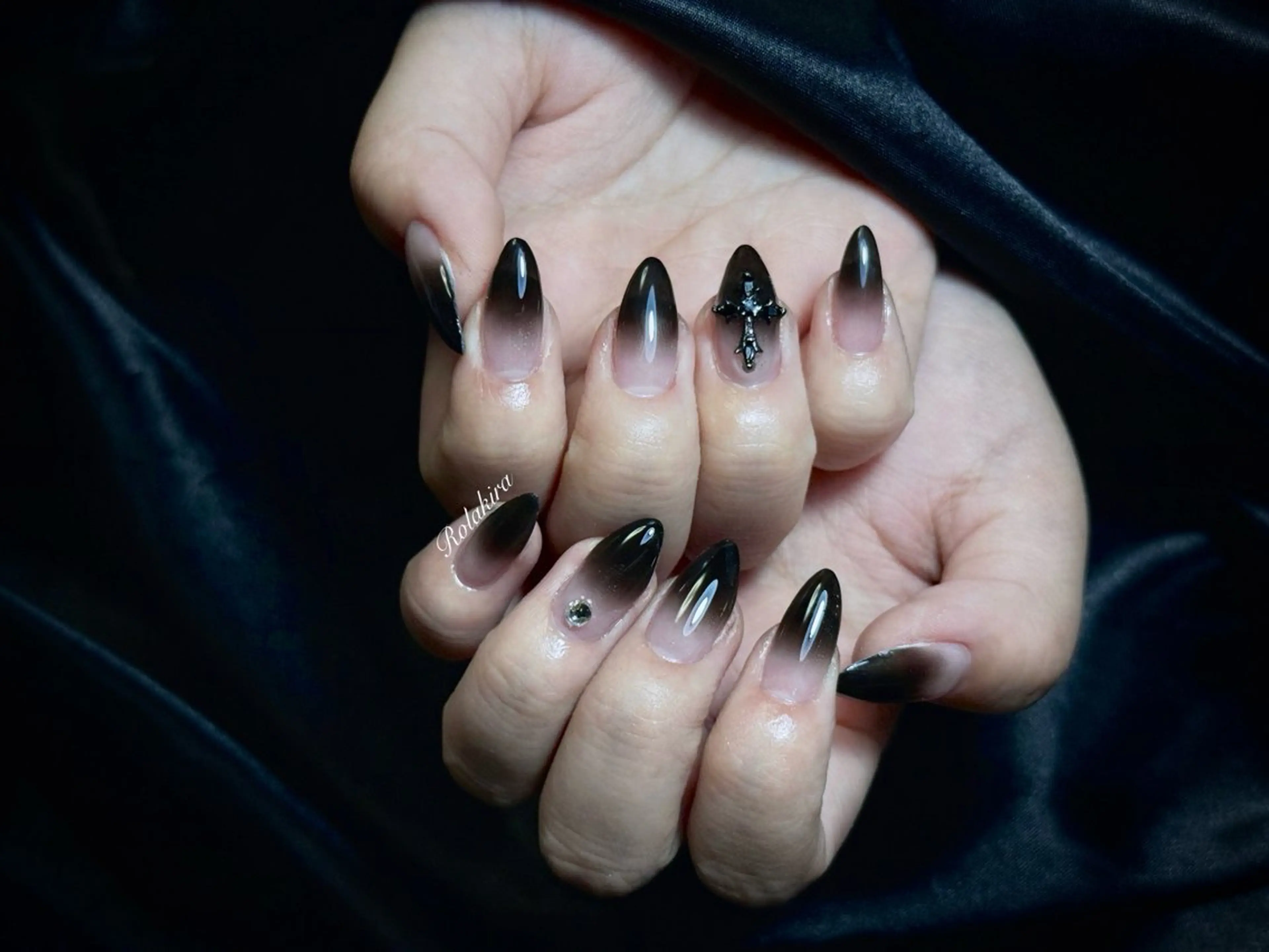 ネイル チークネイル 長さ出し フレンチネイル ジェルネイル 韓国ネイル ハンドネイル Rola kira 麗のネイルデザイン