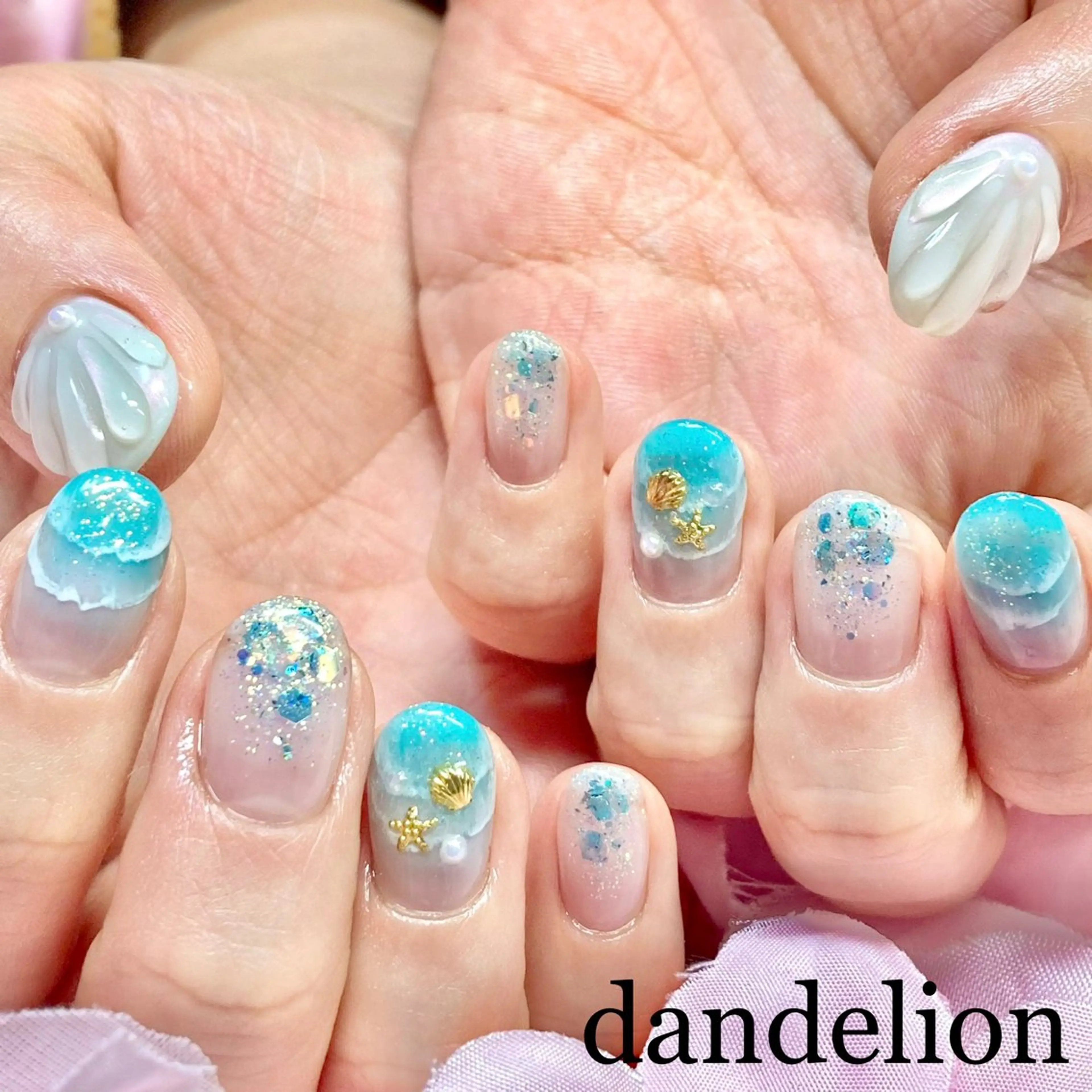 ネイル ハンドネイル ハンドケア dandelion ダンデライオンのネイルデザイン