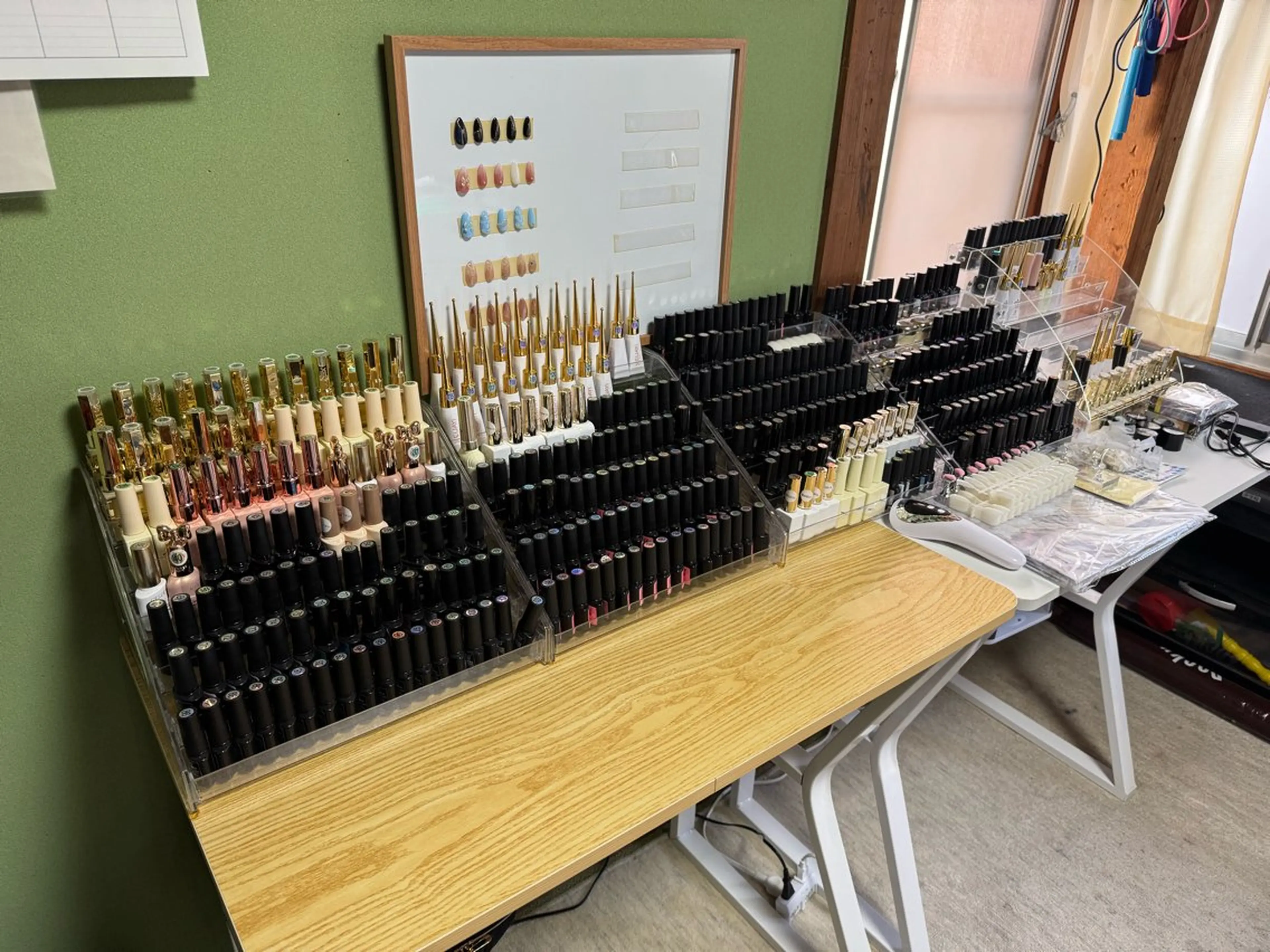 ネイル Glitter Nail所属・Glitter Nailのネイルデザイン