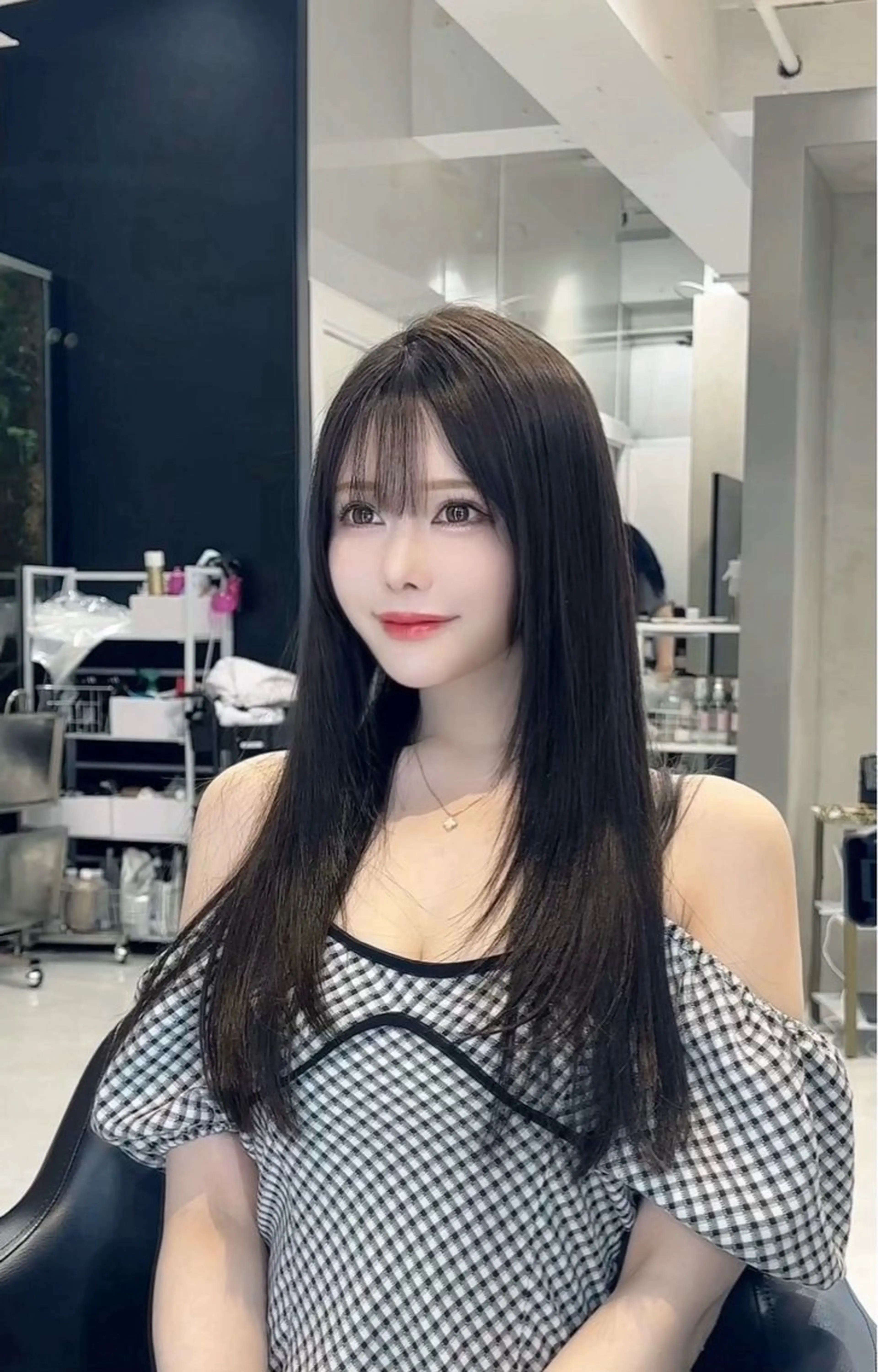 ロング カラー オリーブグレー 🍀美髪クリエイター 味田 雅宏🍀のヘアスタイル