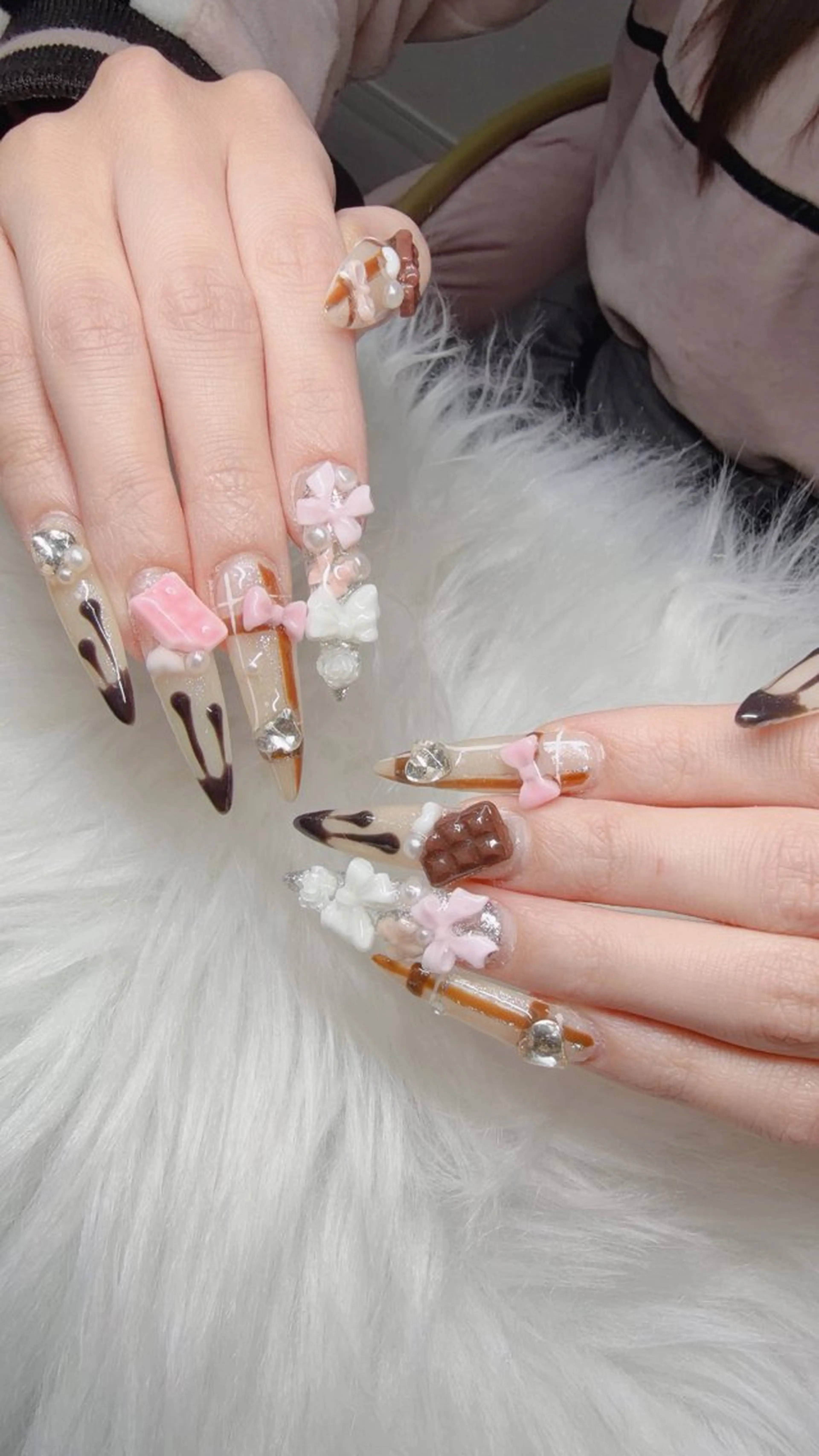 ネイル ハンドネイル Lee Nailsのネイルデザイン