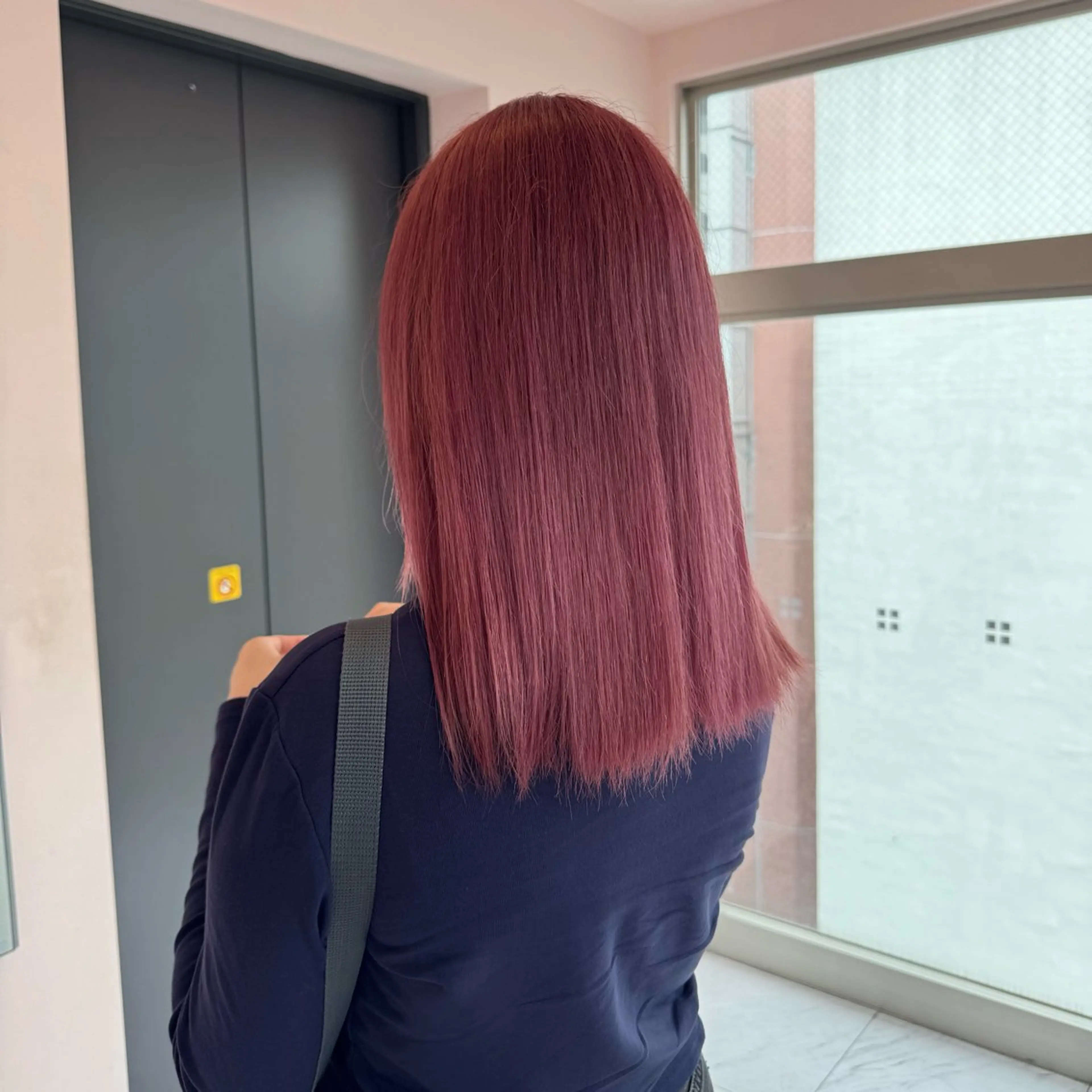 セミロング カラー ヘアカラー トリートメント 高発色/デザイン ☀️toku☀️のヘアスタイル