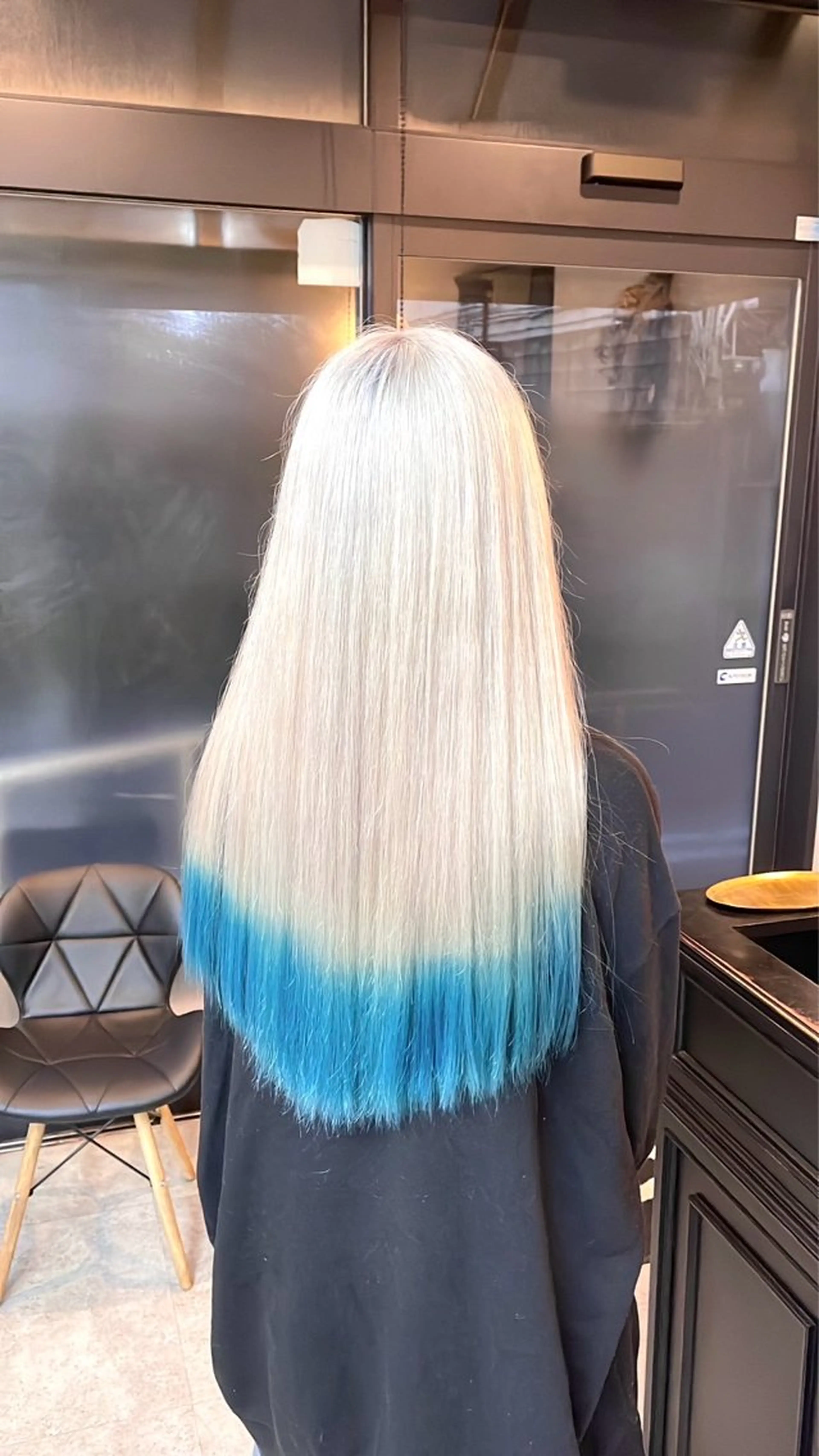 ロング ヘアカラー 中川 舞のヘアスタイル