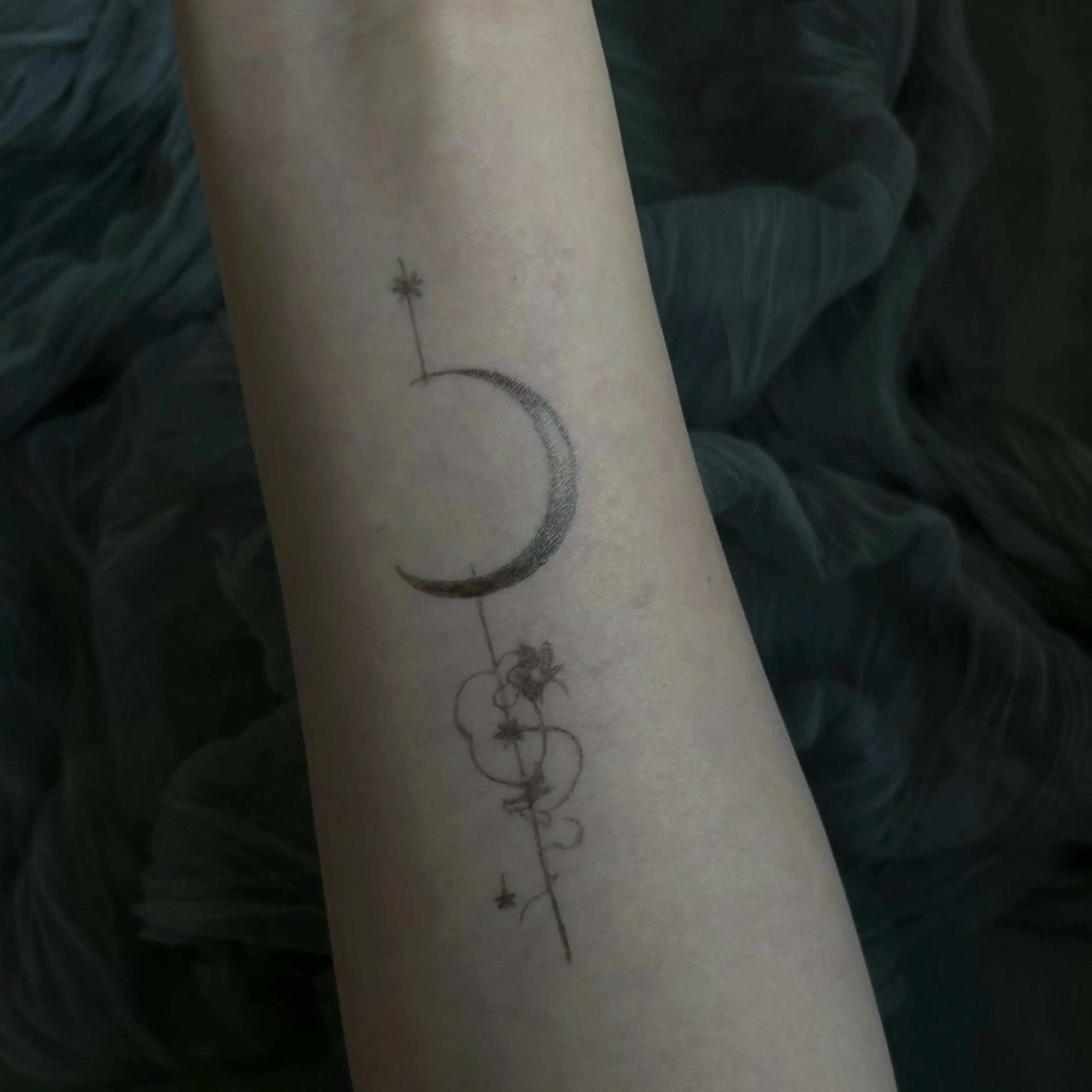 ネイル Ray. ／綺麗目ニュアンスのネイルデザイン