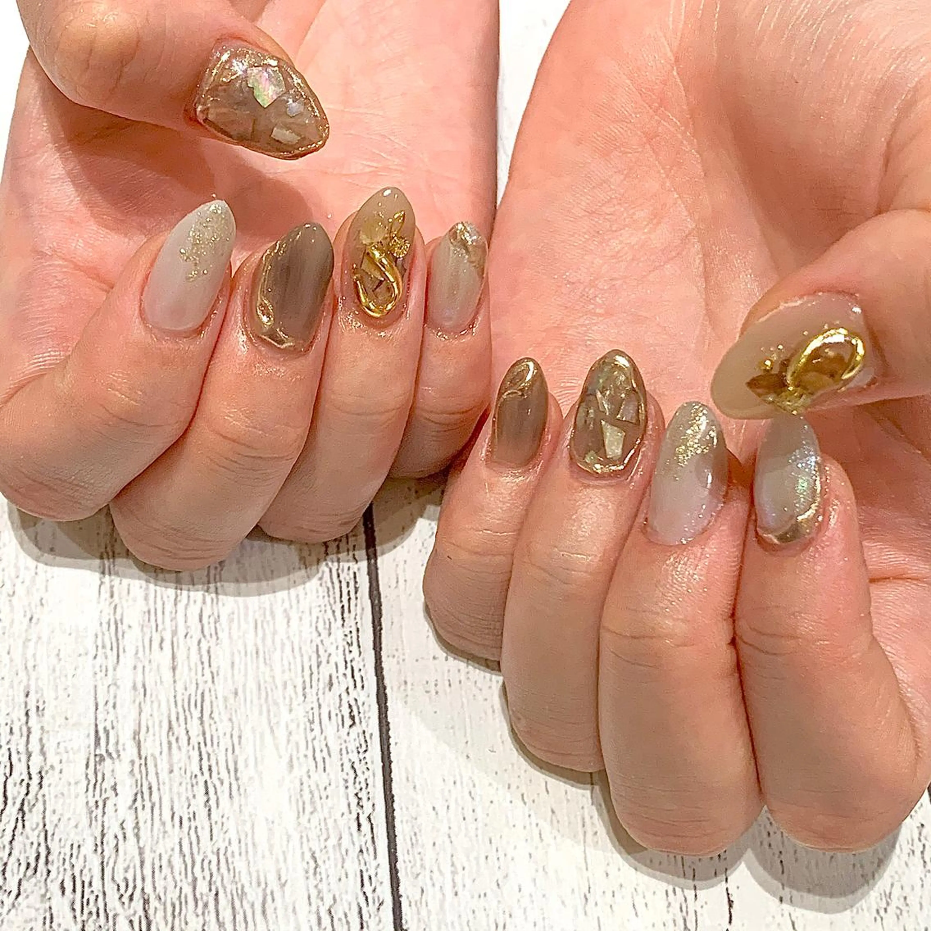 ネイル ニュアンスネイル Sato. Mのネイルデザイン